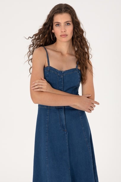 Kadın Mavi Midi Boy Yırtmaçlı Jean Elbise
