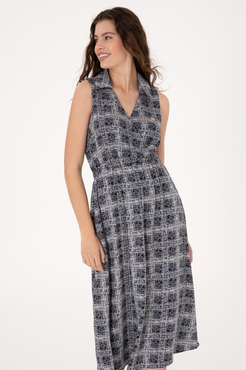 Kadın Lacivert Polo Yaka Midi Boy Dokuma Elbise