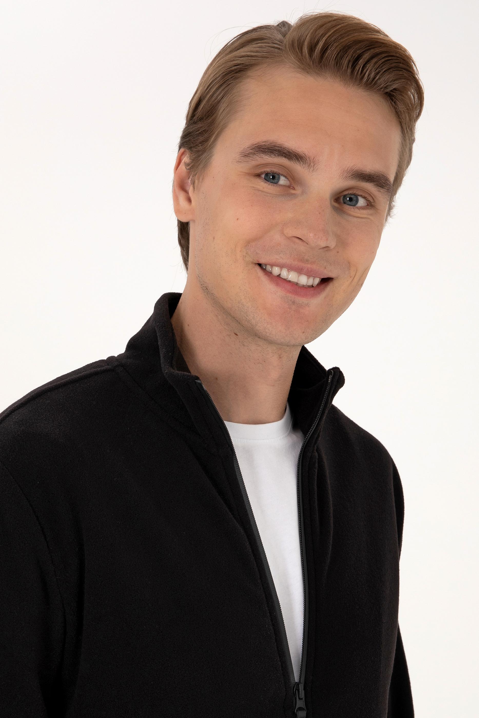 Erkek Regular Fit Siyah Polar Örme Hırka