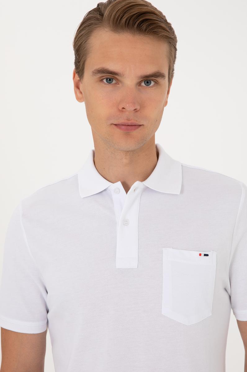 Erkek Regular Fit Polo Yaka Beyaz Cepli Tişört