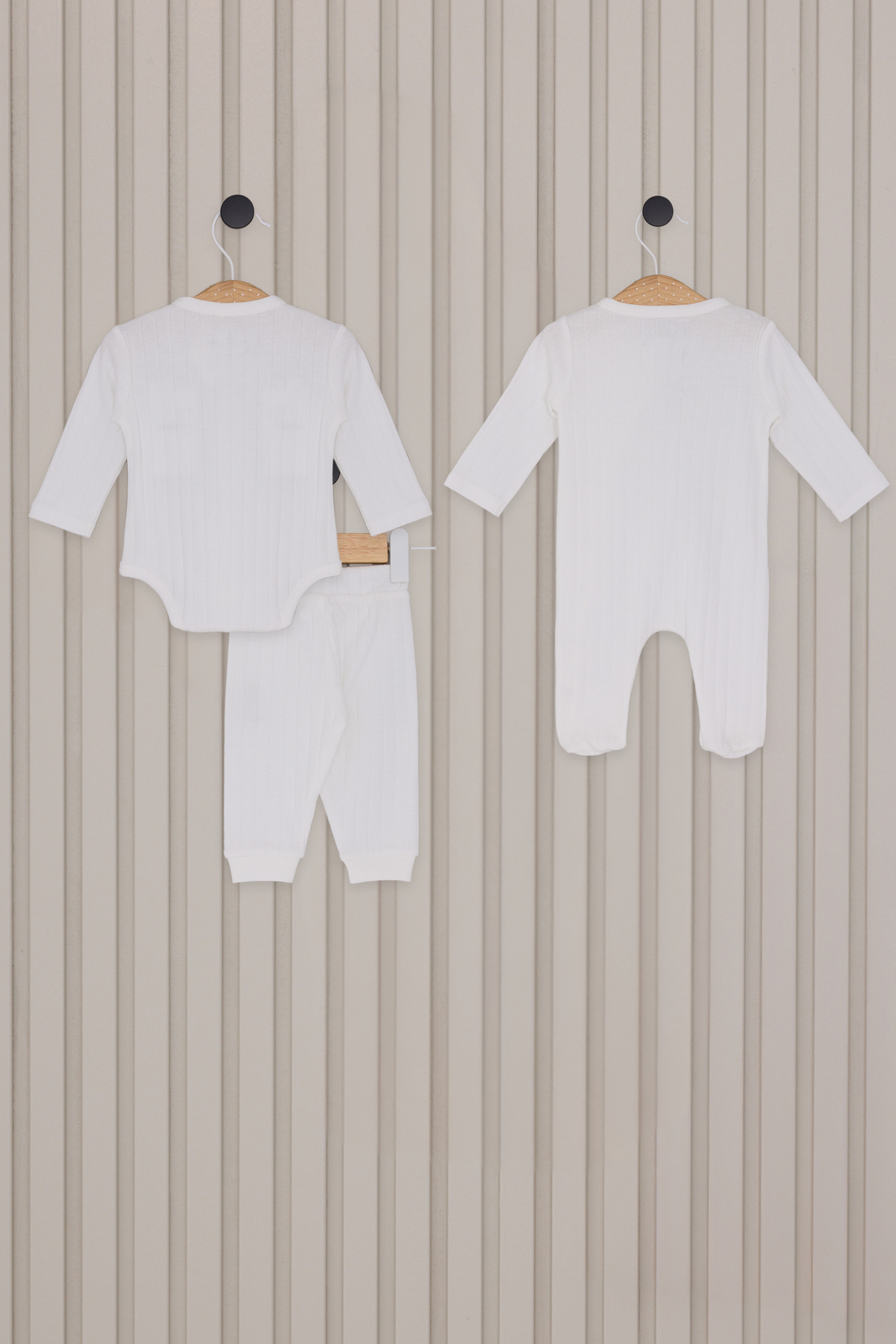 Erkek Bebek Krem Pijama Takımı