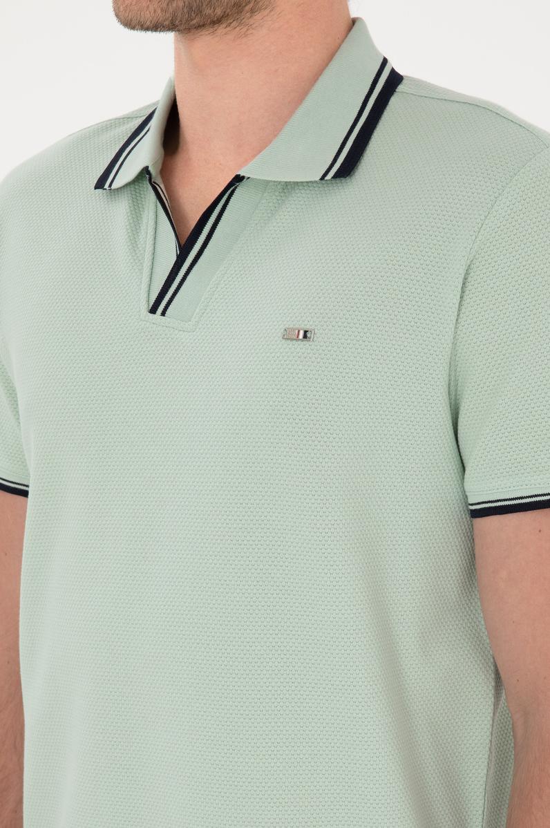 Erkek Slim Fit Kaçık Yaka Su Yeşili Tişört