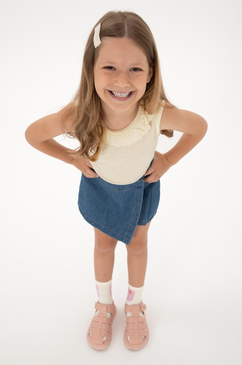 Kız Çocuk Krem Bisiklet Yaka Fırfır Detaylı Kolsuz Tişört