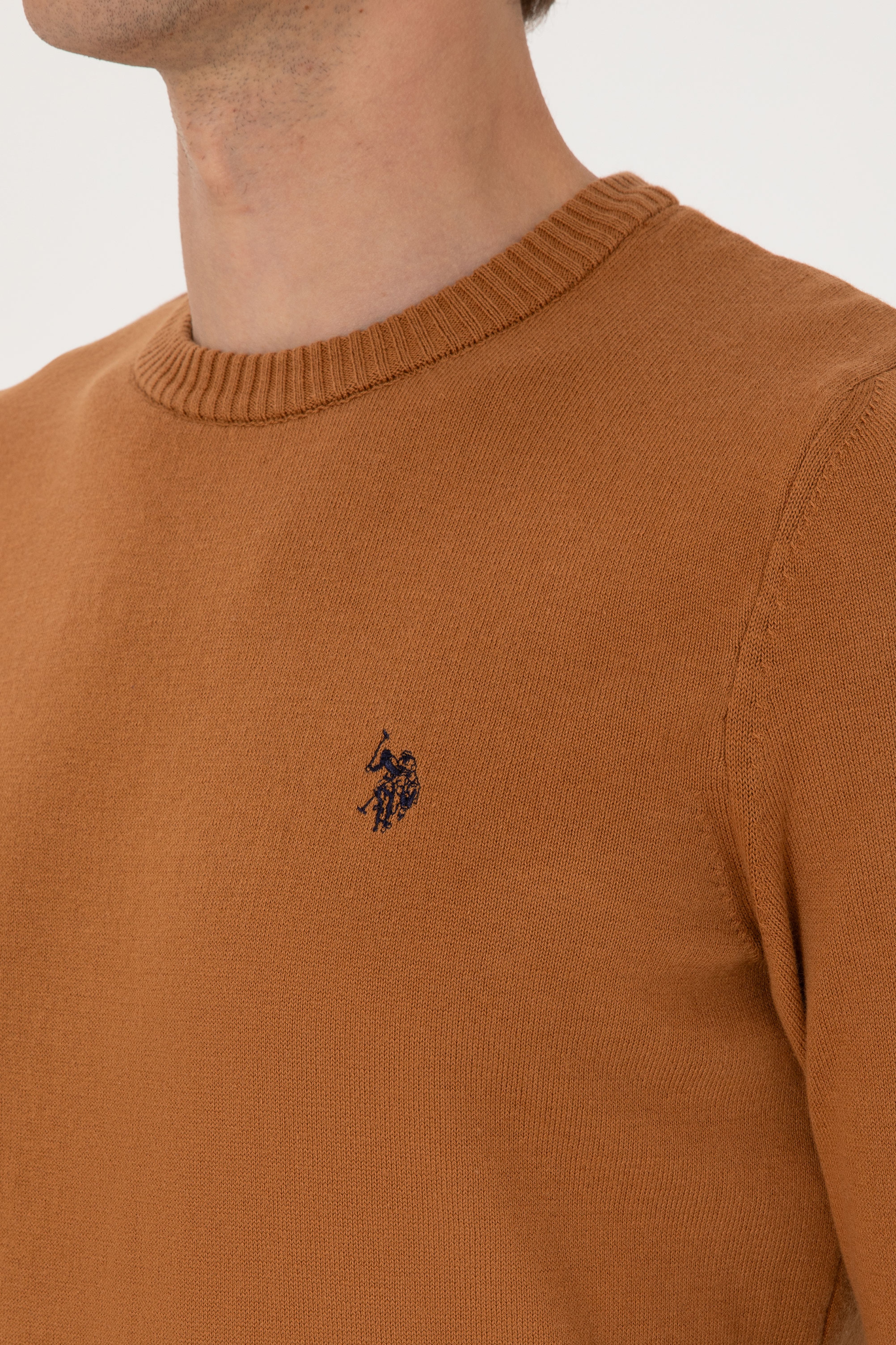 Erkek Slim Fit Bisiklet Yaka Camel Basic Kazak - Image 7
