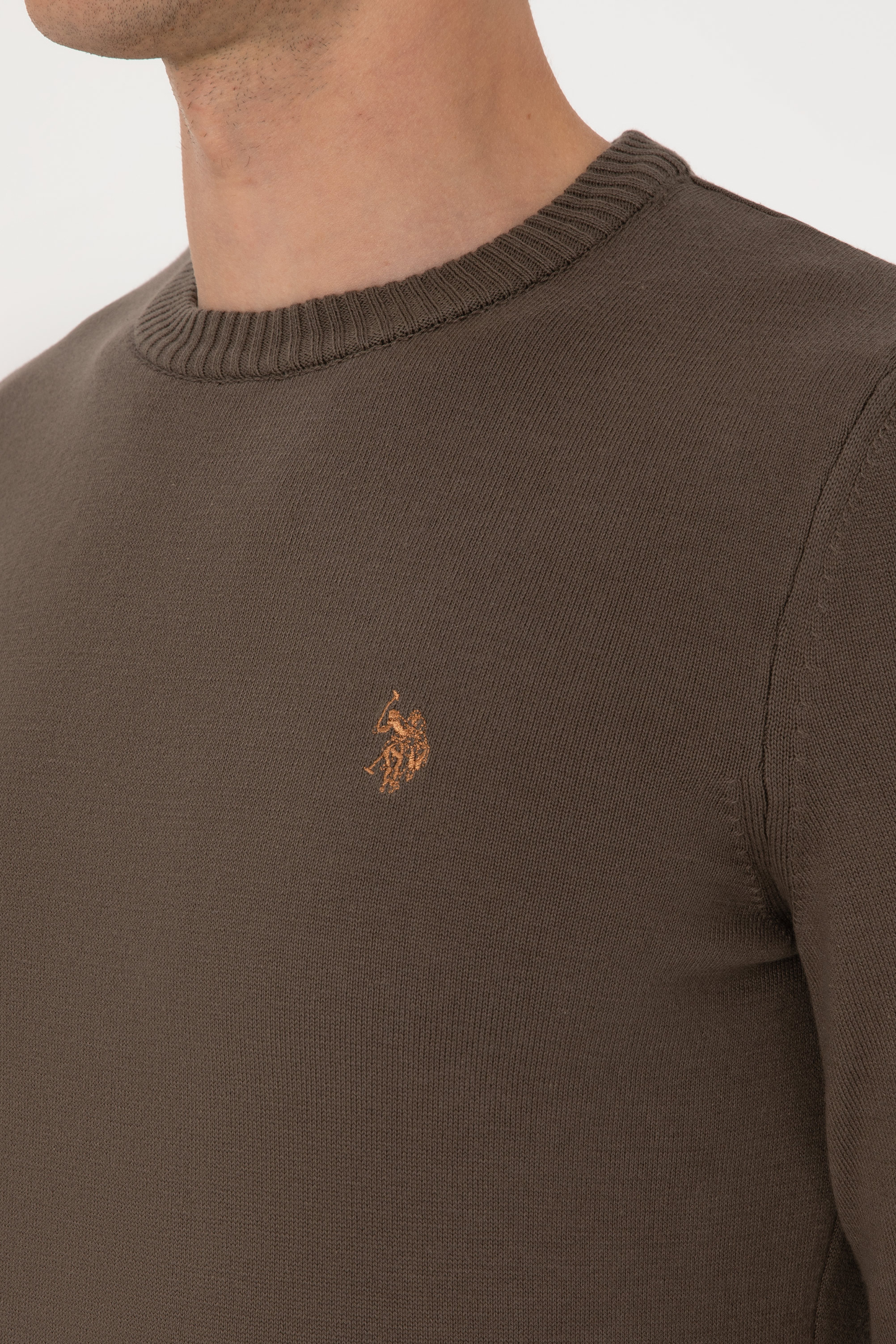 Erkek Slim Fit Bisiklet Yaka Vizon Basic Kazak - Image 7