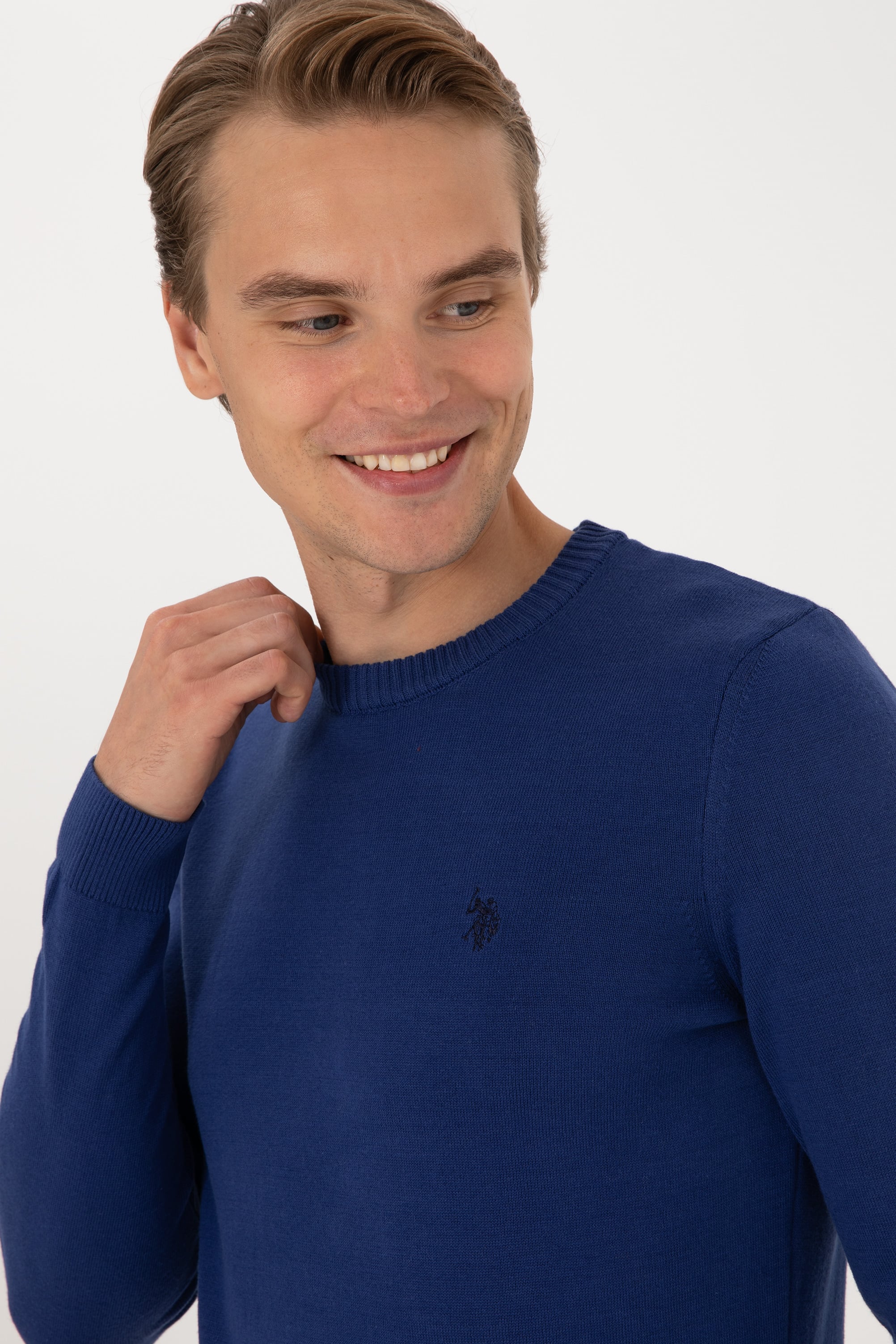 Erkek Slim Fit Bisiklet Yaka İndigo Basic Kazak - Image 2