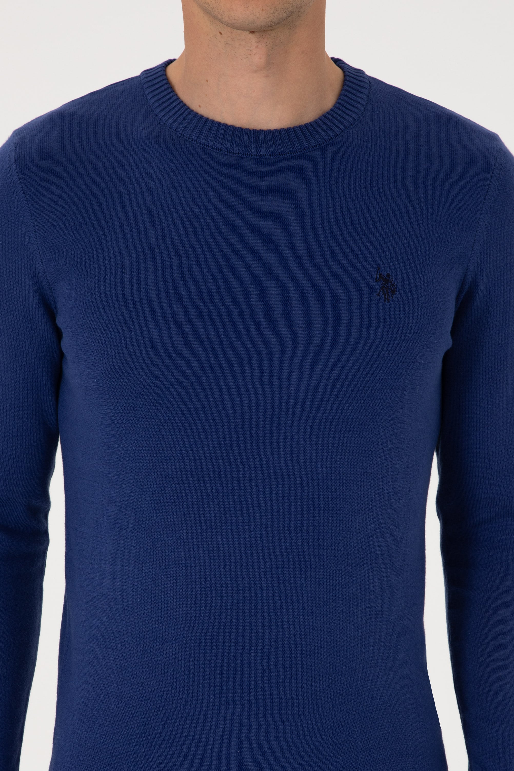 Erkek Slim Fit Bisiklet Yaka İndigo Basic Kazak - Image 6