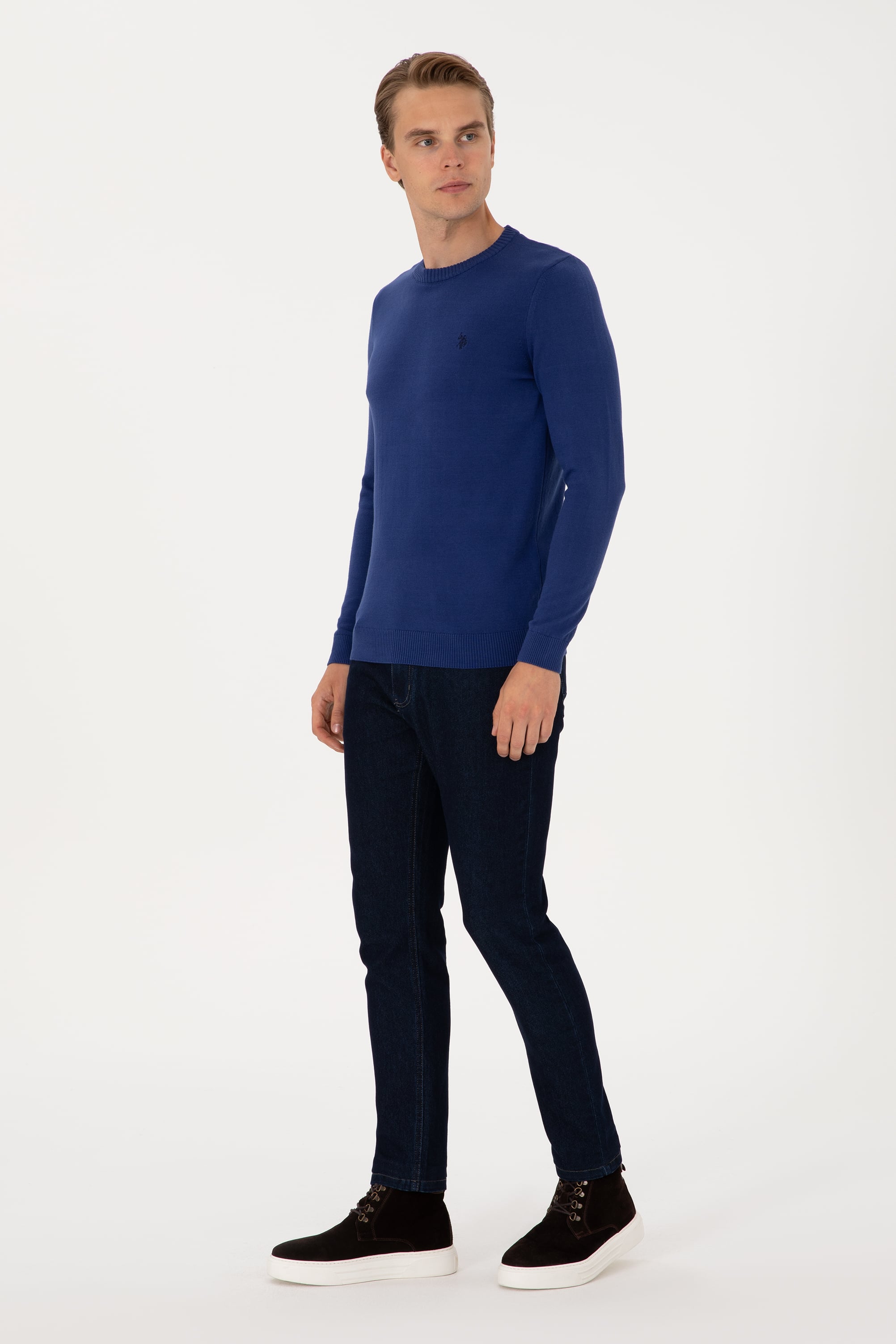 Erkek Slim Fit Bisiklet Yaka İndigo Basic Kazak - Image 4
