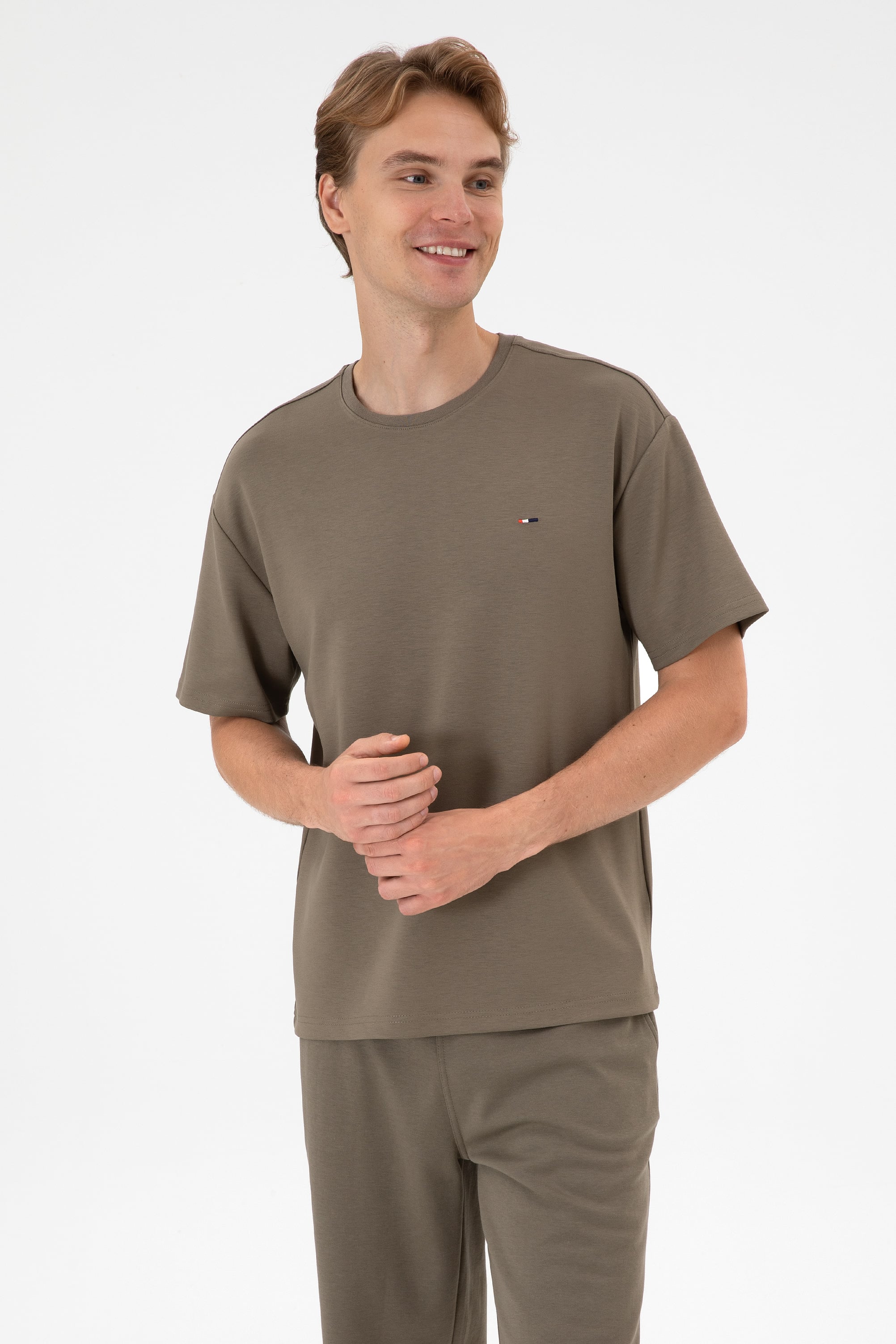 Erkek Comfort Fit Bisiklet Yaka Vizon Tişört - Image 1