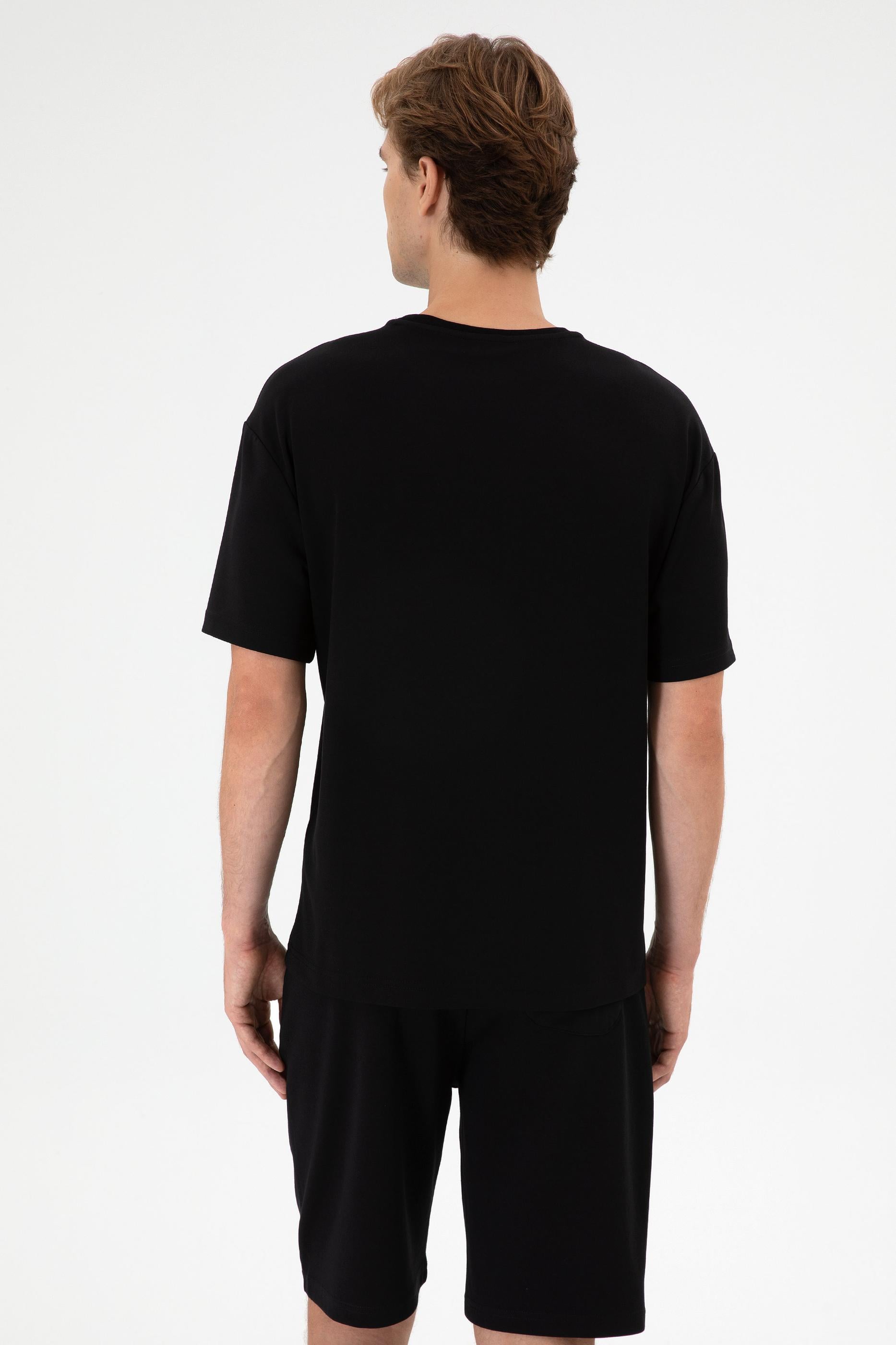 Erkek Comfort Fit Bisiklet Yaka Siyah Tişört