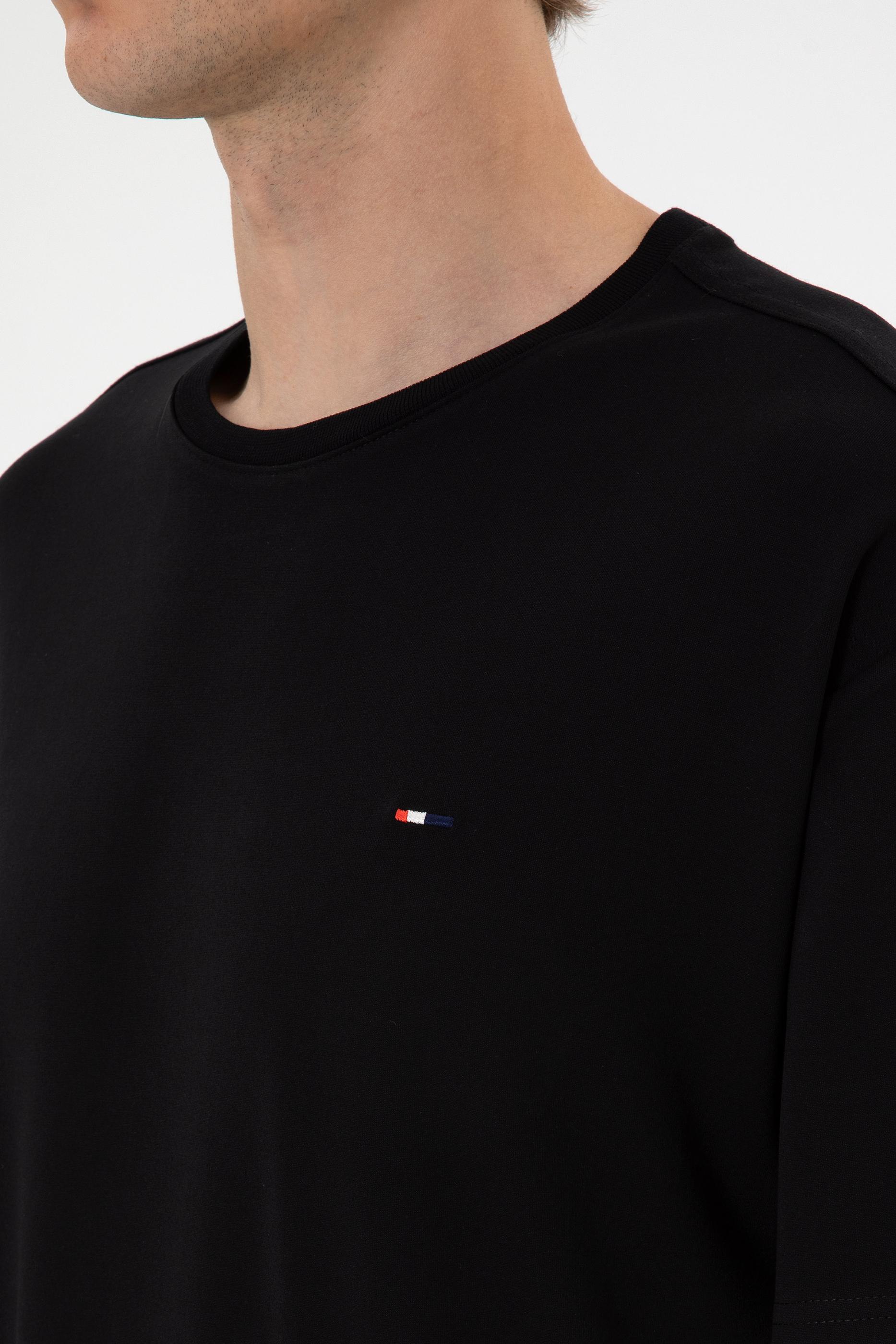 Erkek Comfort Fit Bisiklet Yaka Siyah Tişört