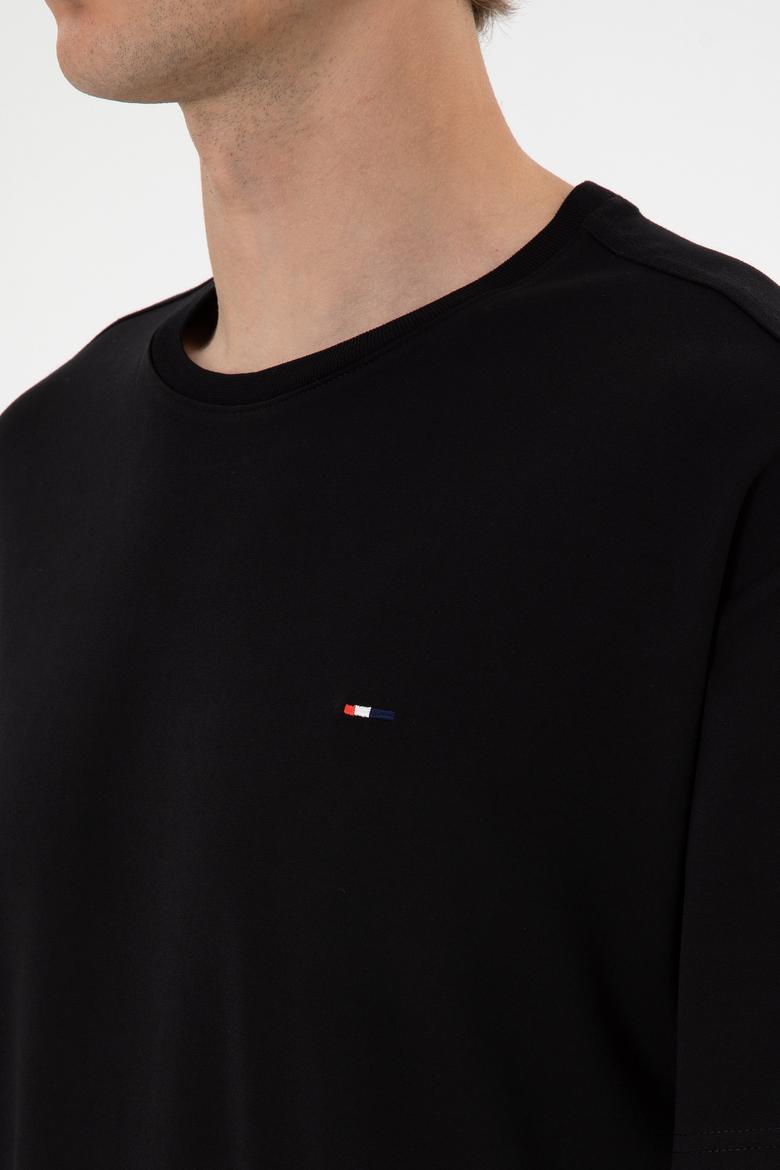 Erkek Comfort Fit Bisiklet Yaka Siyah Tişört - 50307322050