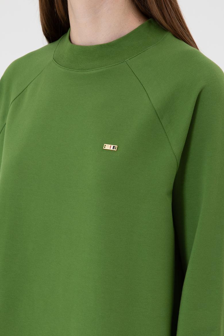 Kadın Yeşil Regular Bisiklet Yaka Basic Sweatshırt - 50313610047