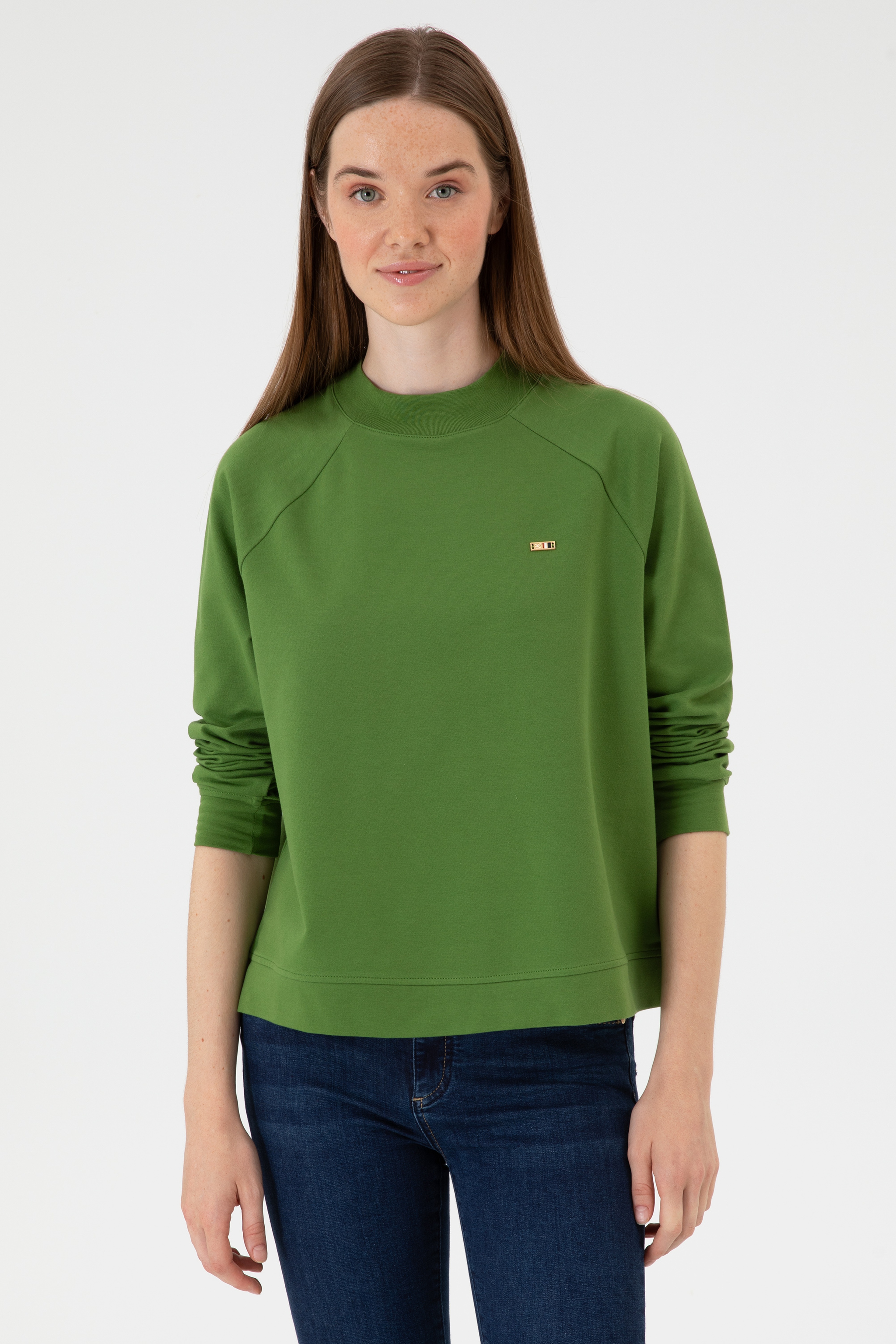 Kadın Yeşil Regular Bisiklet Yaka Basic Sweatshırt - Image 1