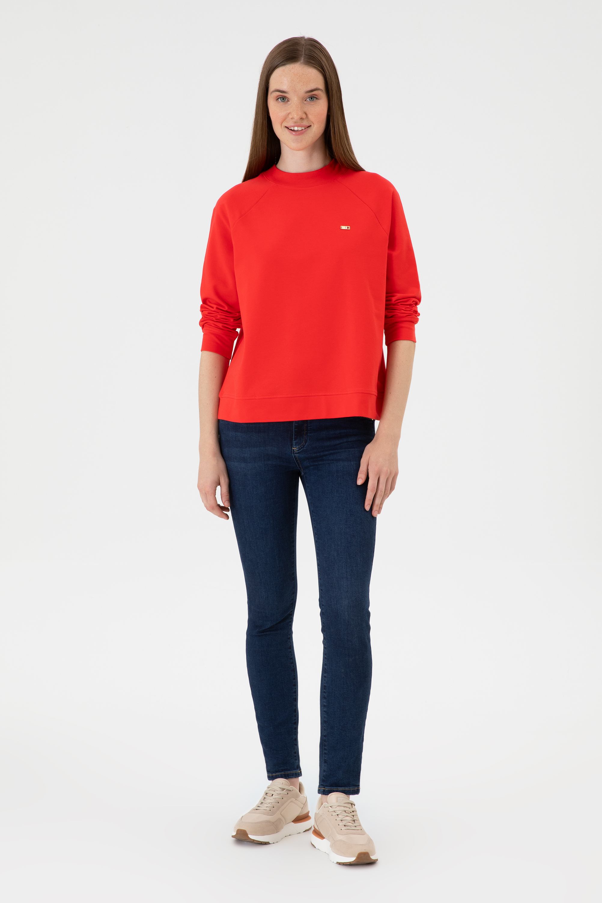 Kadın Kırmızı Regular Bisiklet Yaka Basic Sweatshırt - Image 4