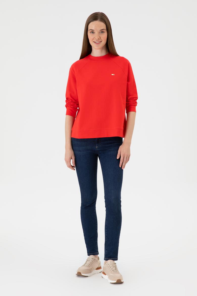 Kadın Kırmızı Regular Bisiklet Yaka Basic Sweatshırt - 50313610039
