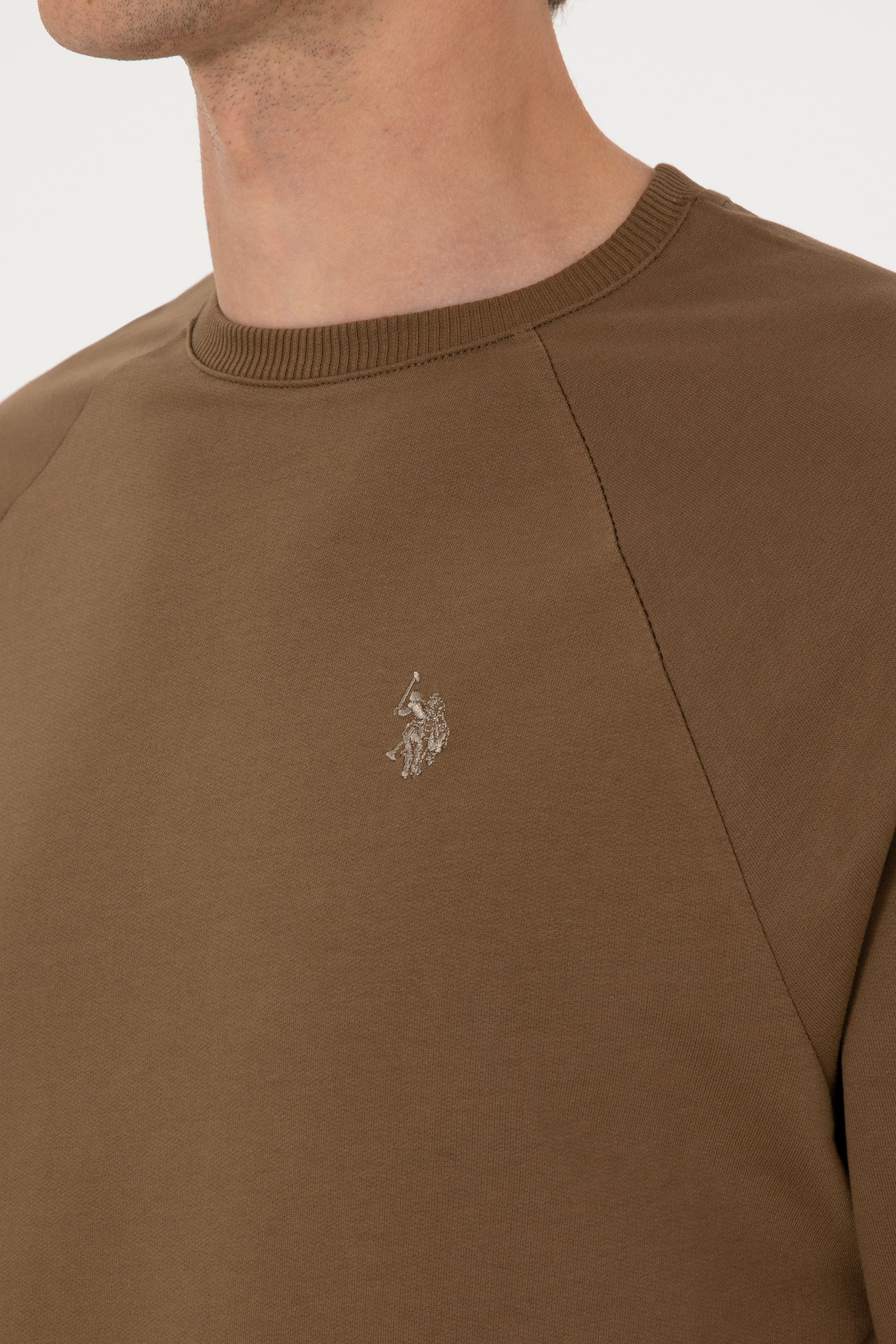 Erkek Regular Fit Bisiklet Yaka Haki İnce Basic Sweatshirt - Image 7