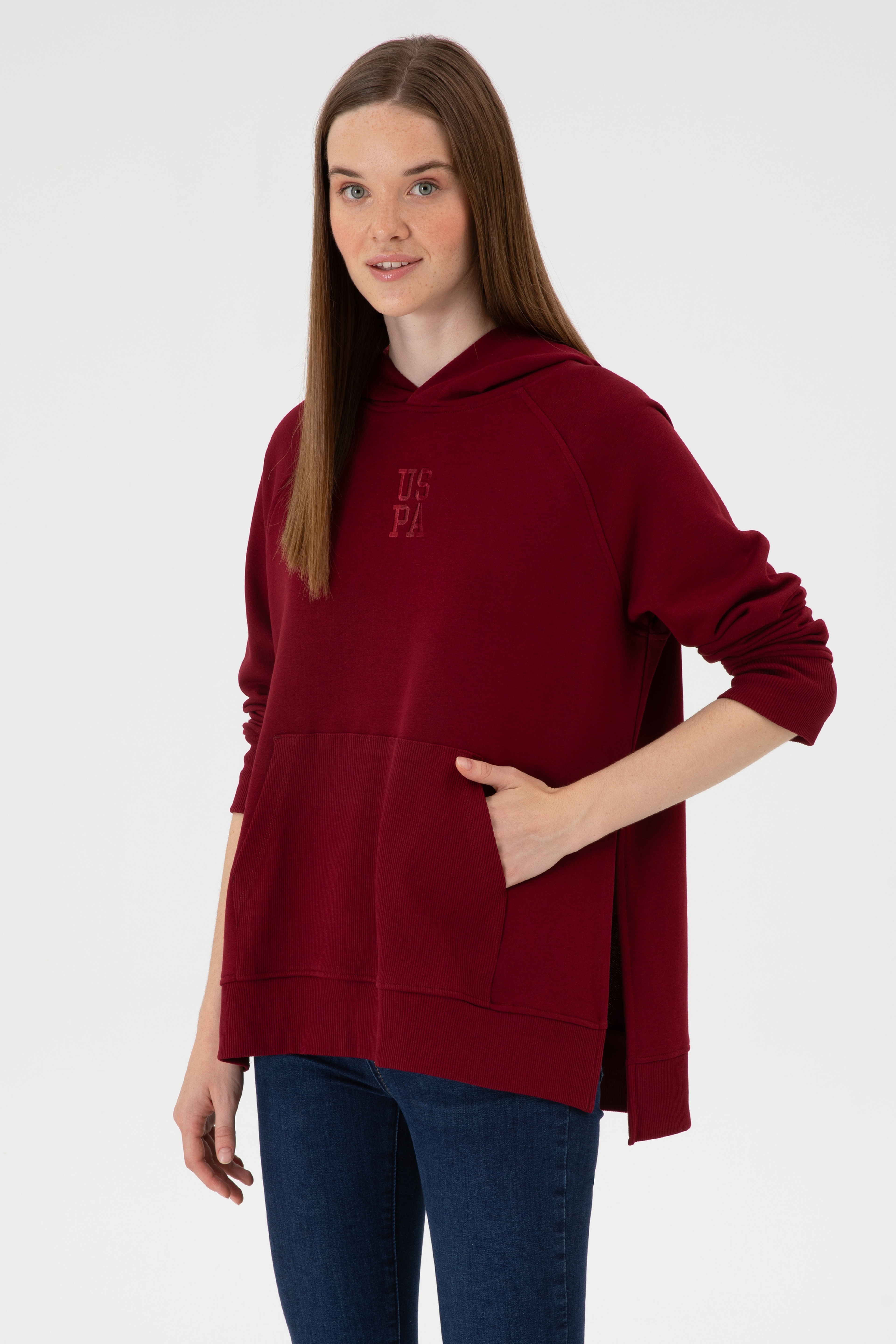 Kadın Bordo Yırtmaçlı Kapüşonlu Sweatshırt - Image 3