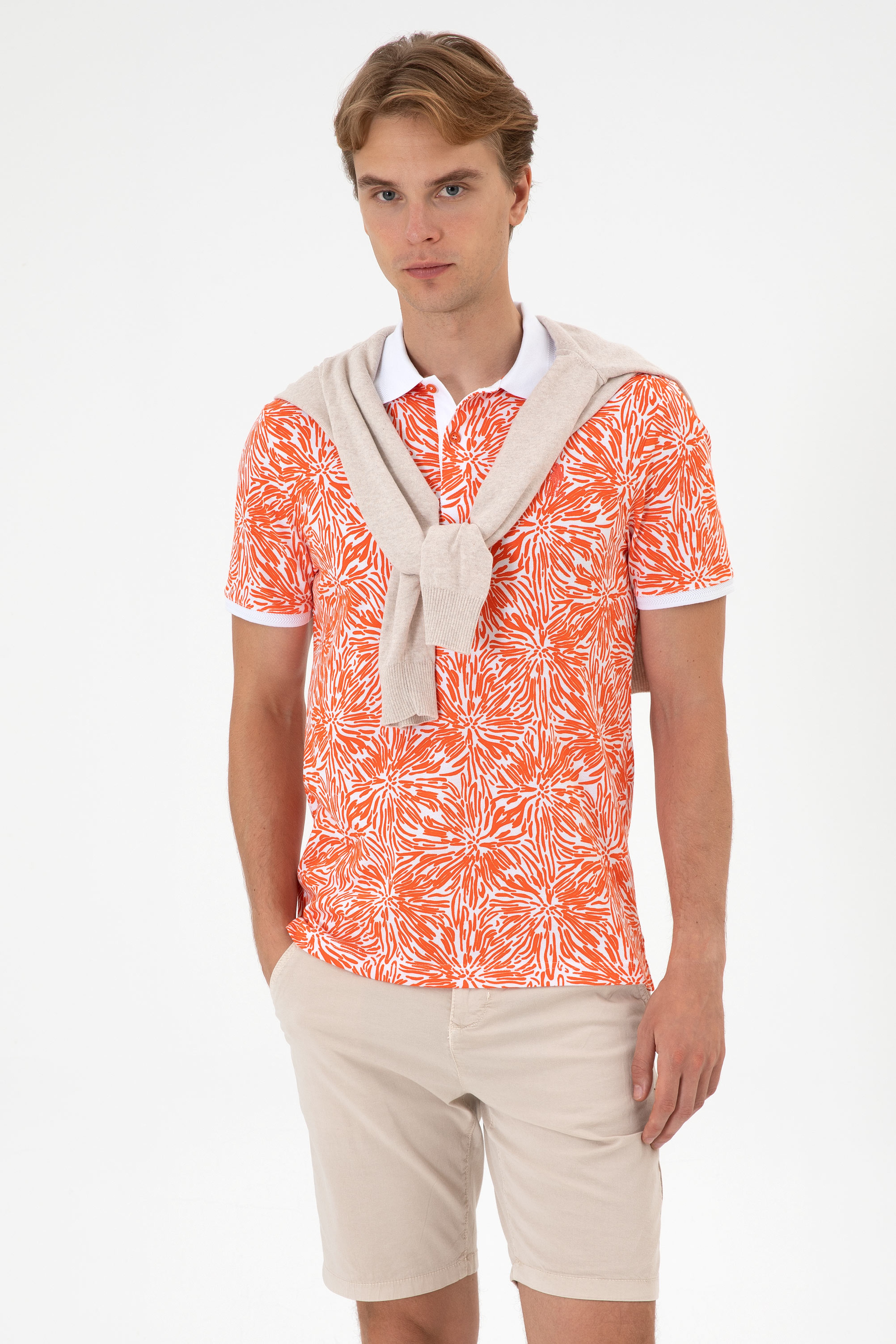 Erkek Regular Fit Polo Yaka Nar Çiçeği Tişört