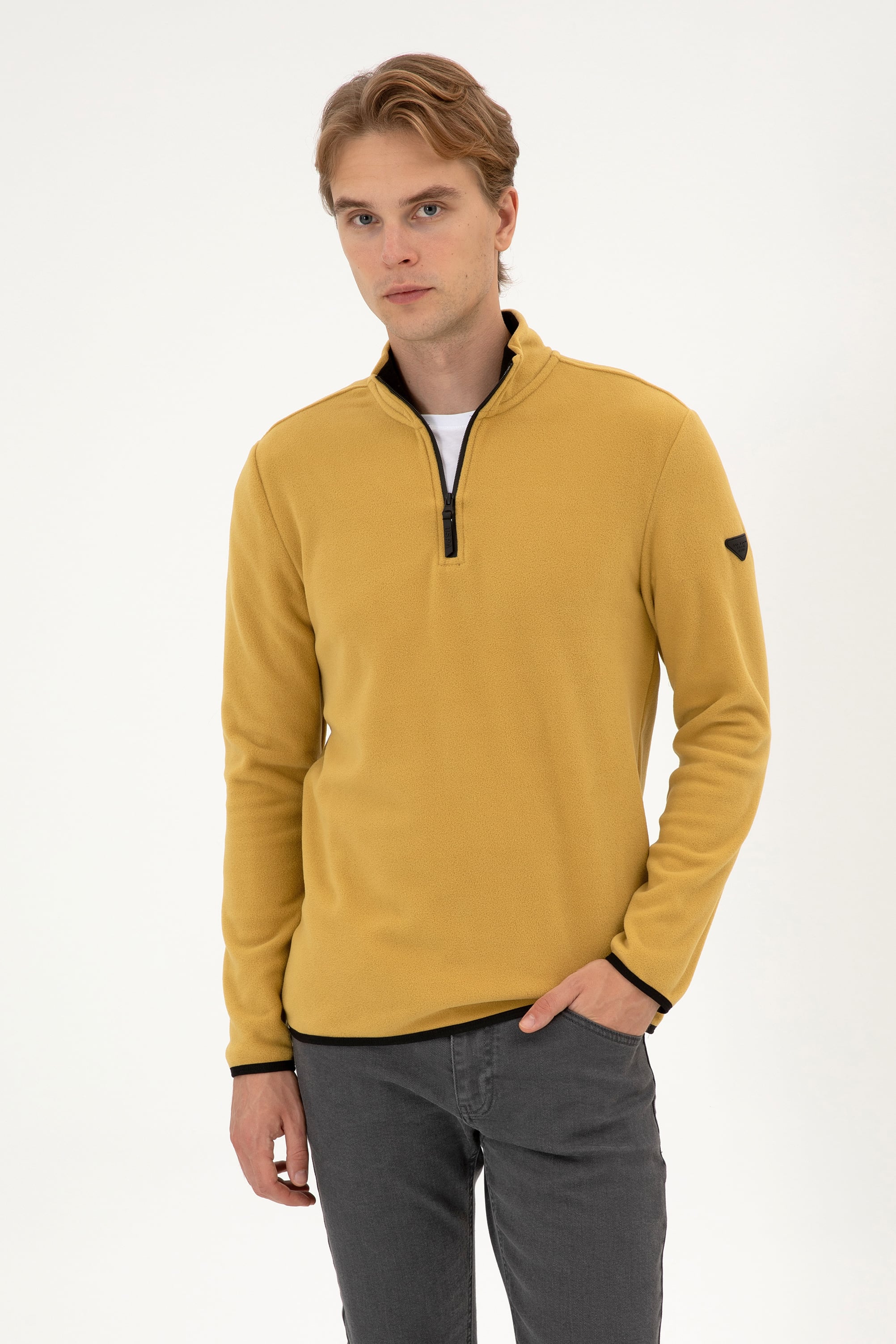 Erkek Regular Fit Hardal Polar Yarım Fermuarlı Basic Sweatshirt - Image 1