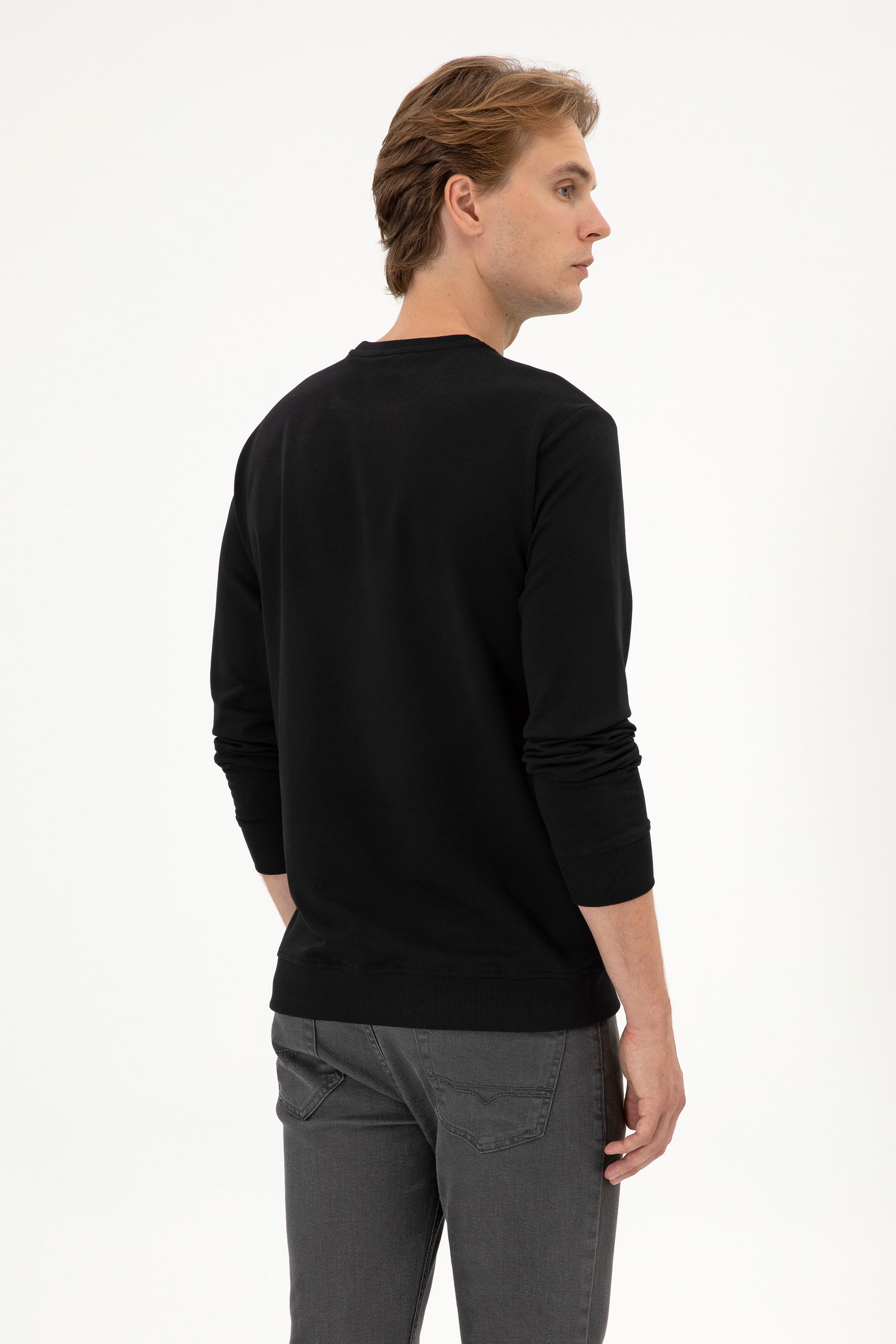 Erkek Regular Fit Bisiklet Yaka Siyah İnce Sweatshirt