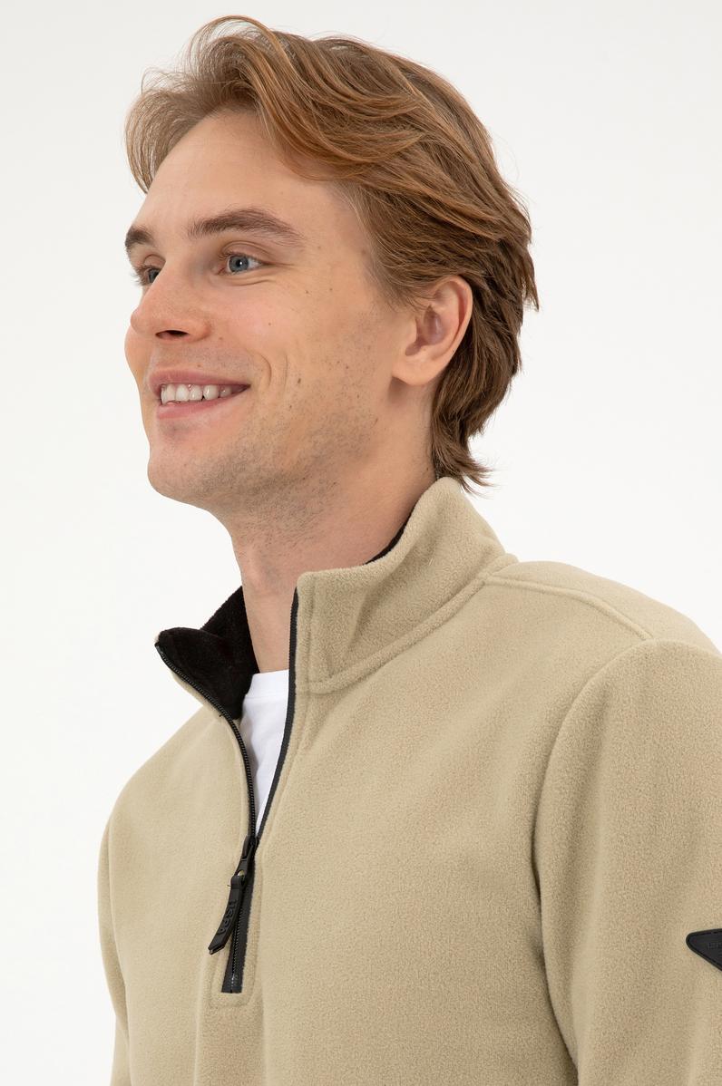 Erkek Regular Fit Açık Haki Polar Yarım Fermuarlı Basic Sweatshirt