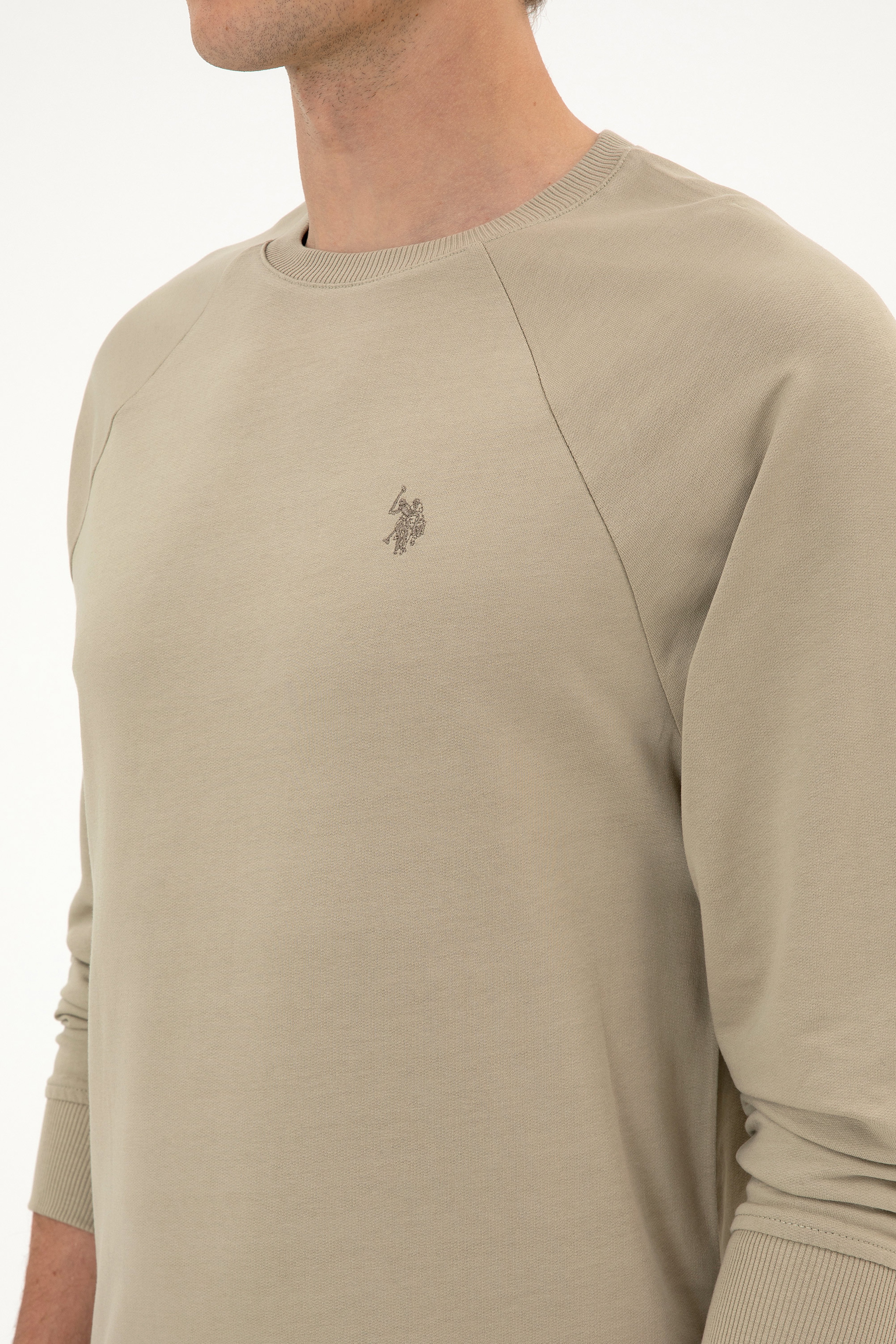 Erkek Regular Fit Bisiklet Yaka Açık Haki İnce Basic Sweatshirt