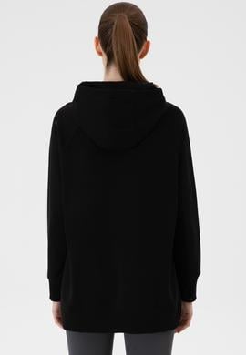 Kadın Siyah Yırtmaçlı Kapüşonlu Sweatshırt - 50313611022