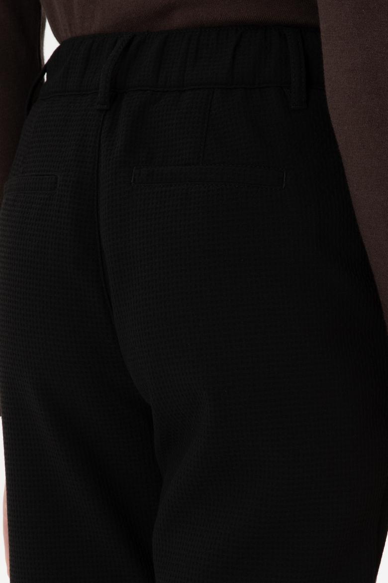 Kadın Siyah Carrot High Fit Kanvas Pantolon - 50316902011