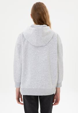Kadın Açık Gri Şardonlu Kapüşonlu Sweatshırt - 50314130073