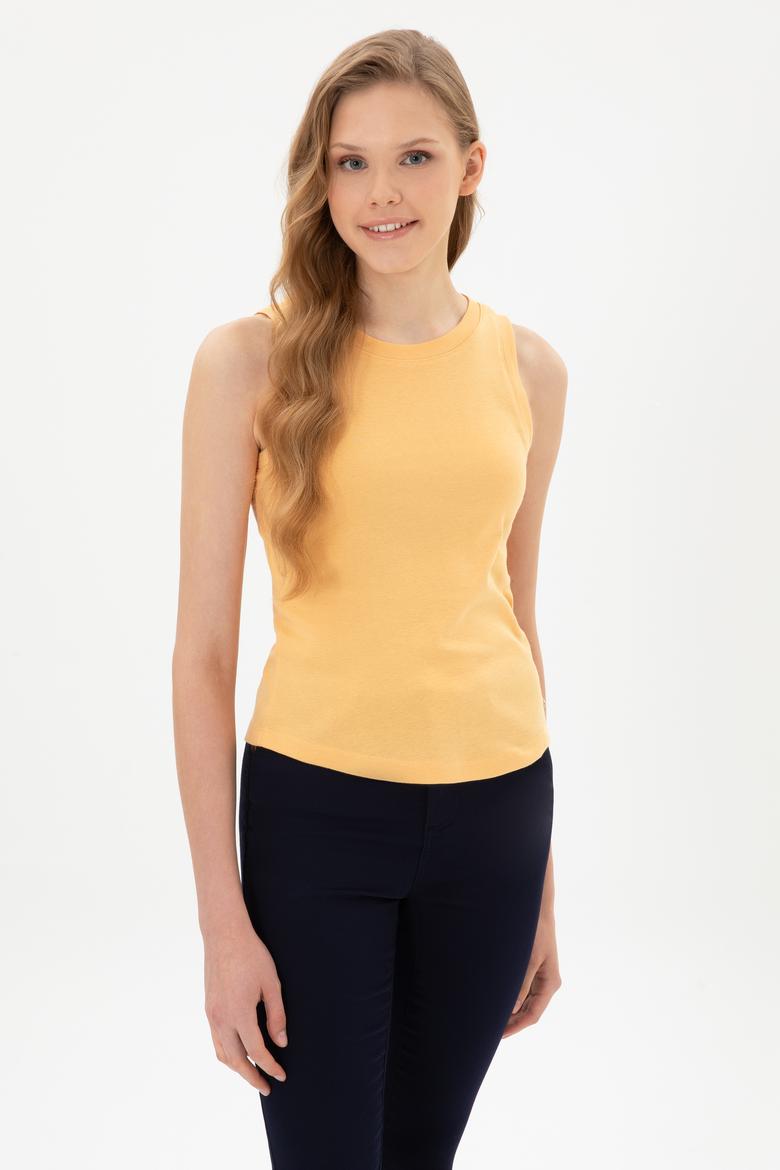 Kadın Turuncu Kolsuz Bisiklet Yaka Basic Tişört - 50300904084