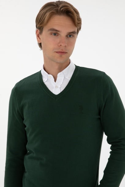 Erkek Slim Fit V Yaka Koyu Yeşil Basic Kazak