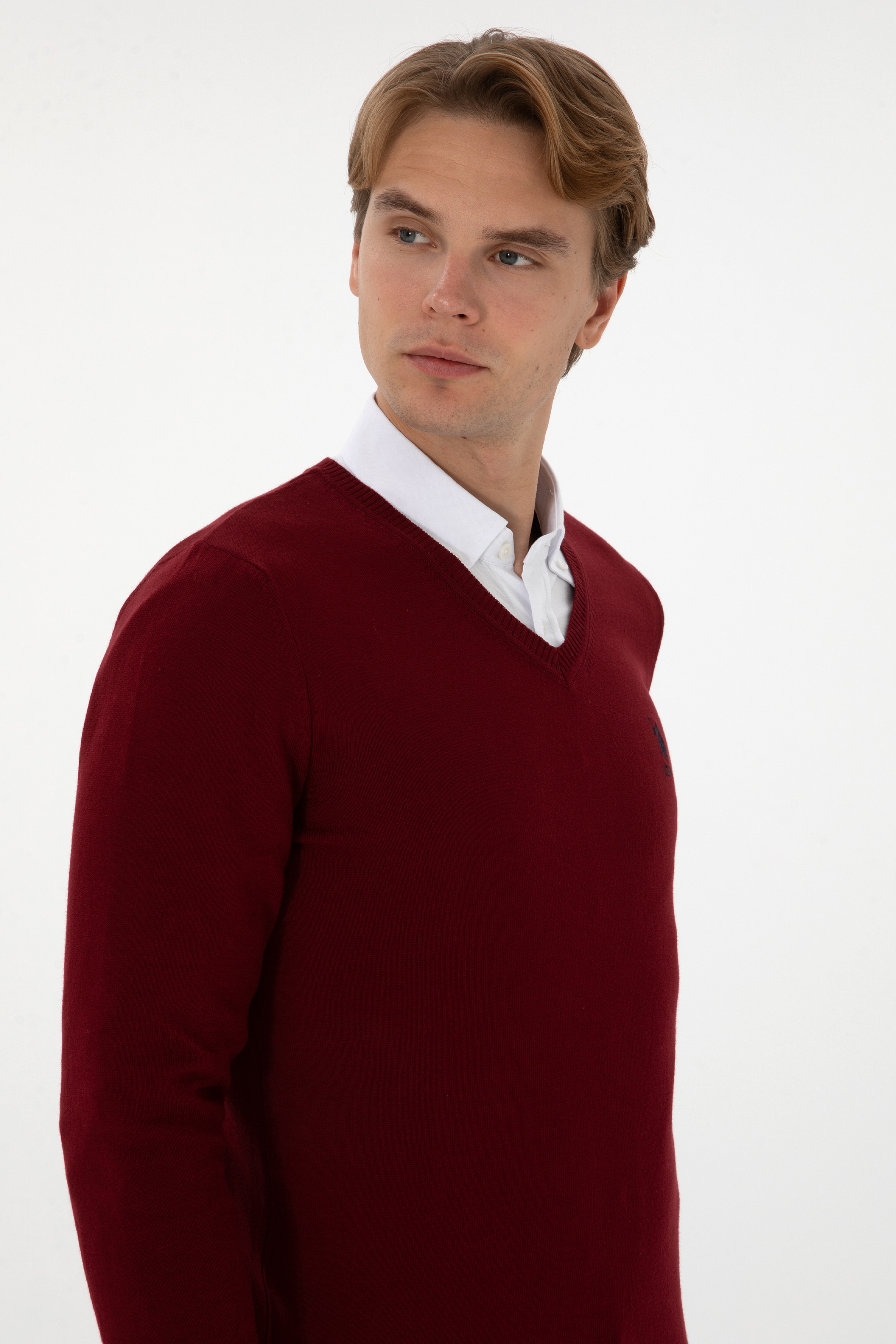 Erkek Slim Fit V Yaka Bordo Basic Kazak - Image 2