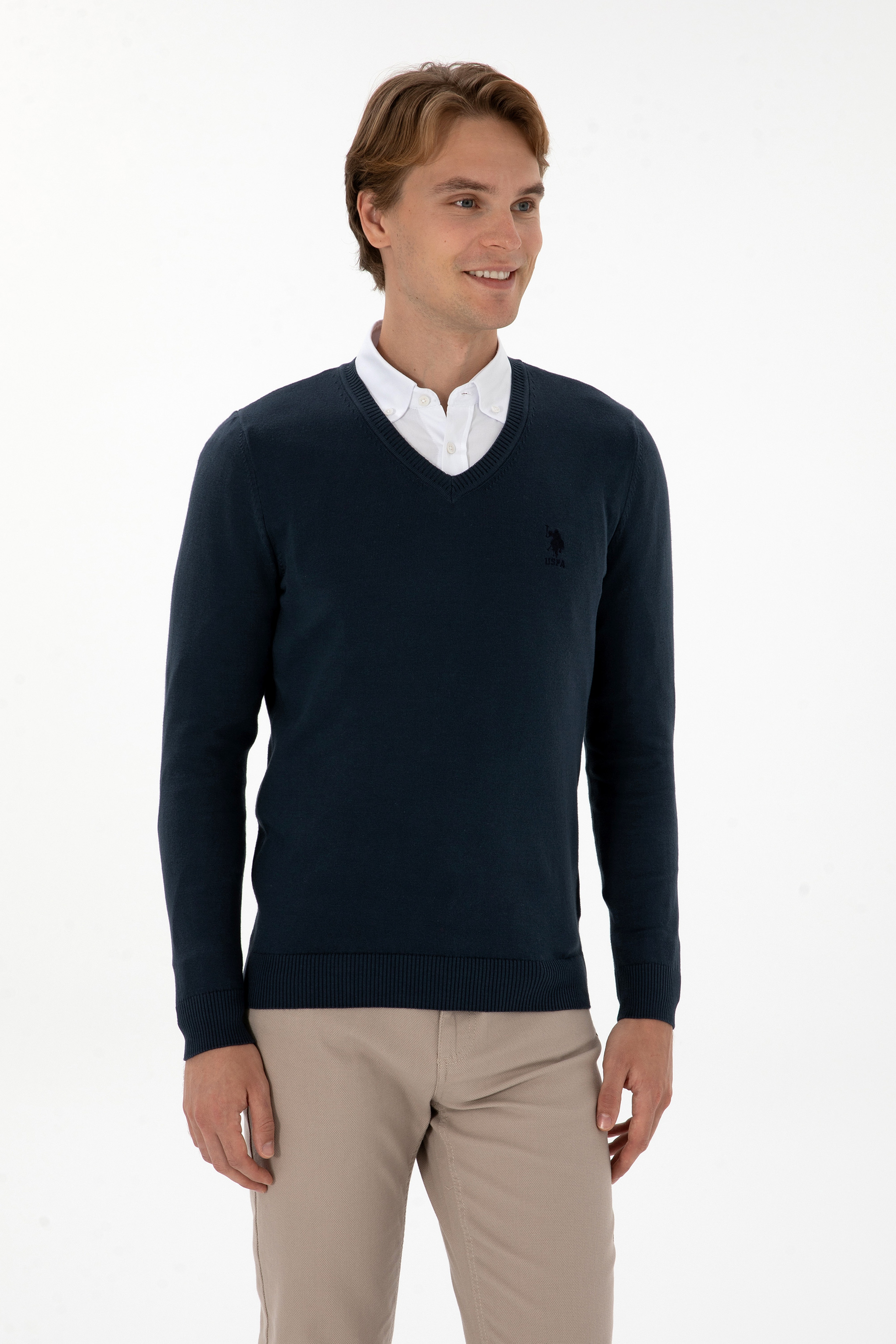 Erkek Slim Fit V Yaka Açık Lacivert Basic Kazak - Image 3