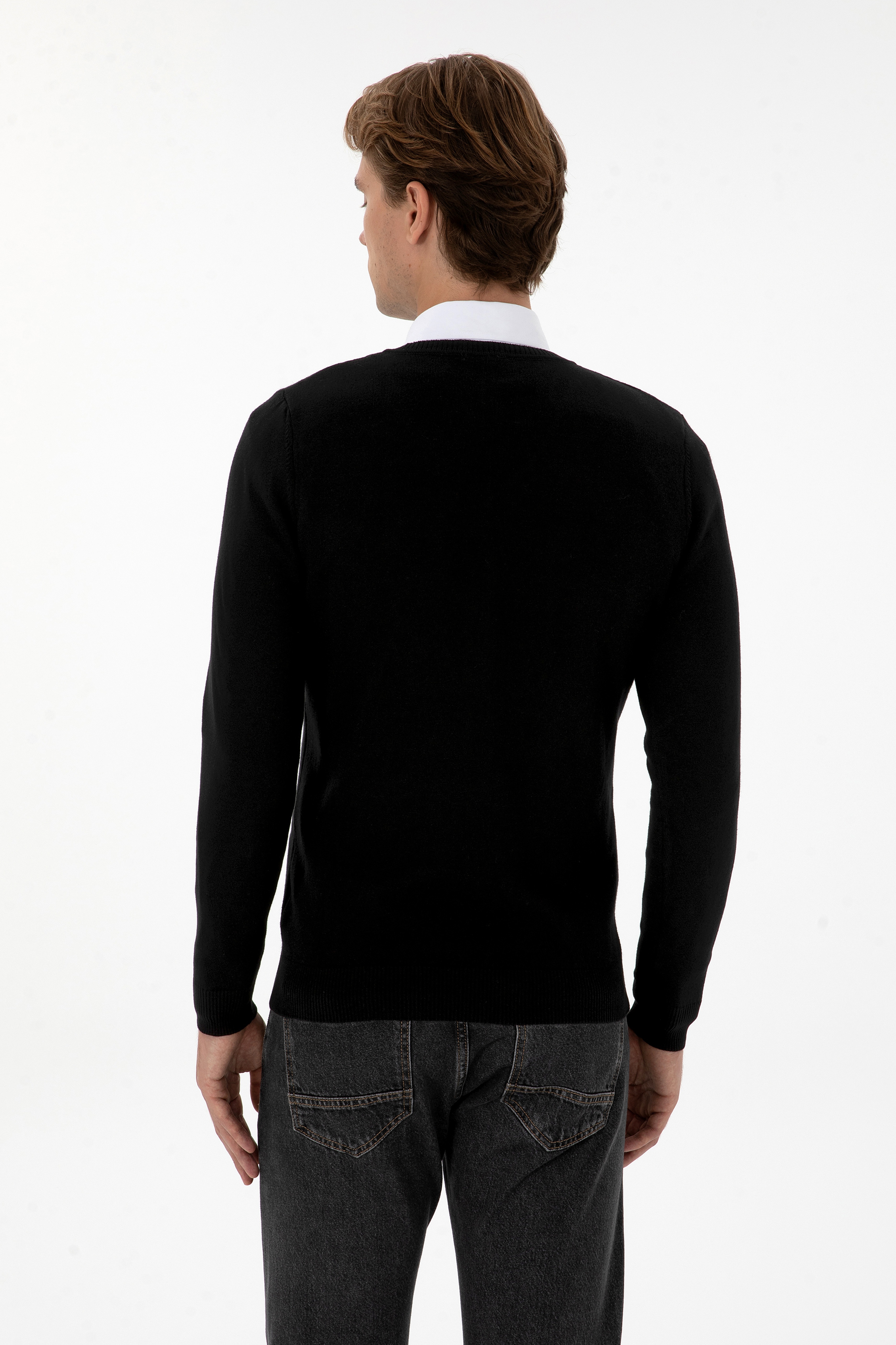 Erkek Slim Fit V Yaka Siyah Basic Kazak - Image 5