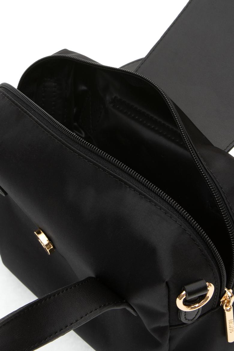 Kadın Siyah Kapitone Çapraz Çanta - 50317772001