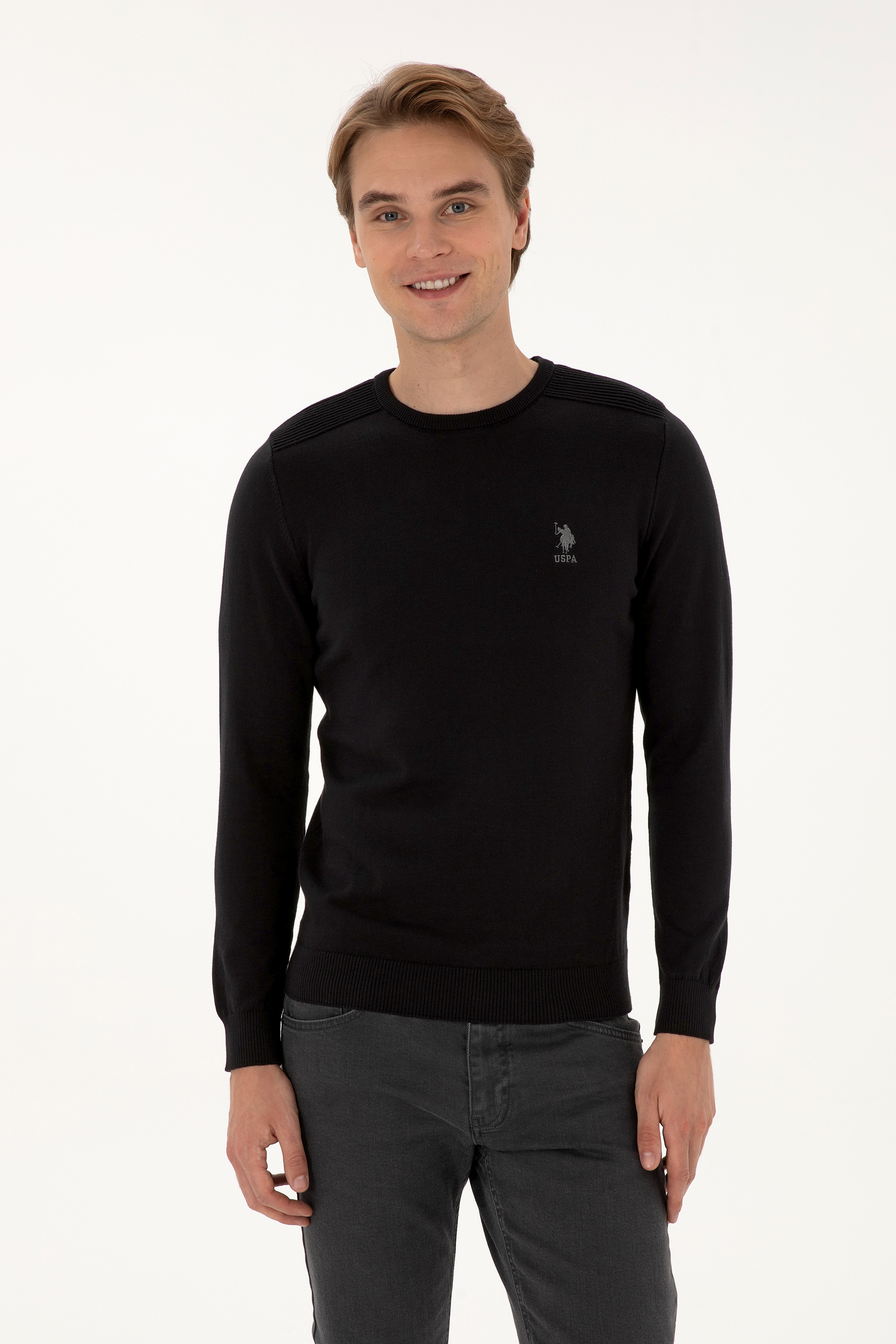 Erkek Slim Fit Bisiklet Yaka Siyah Basic Kazak