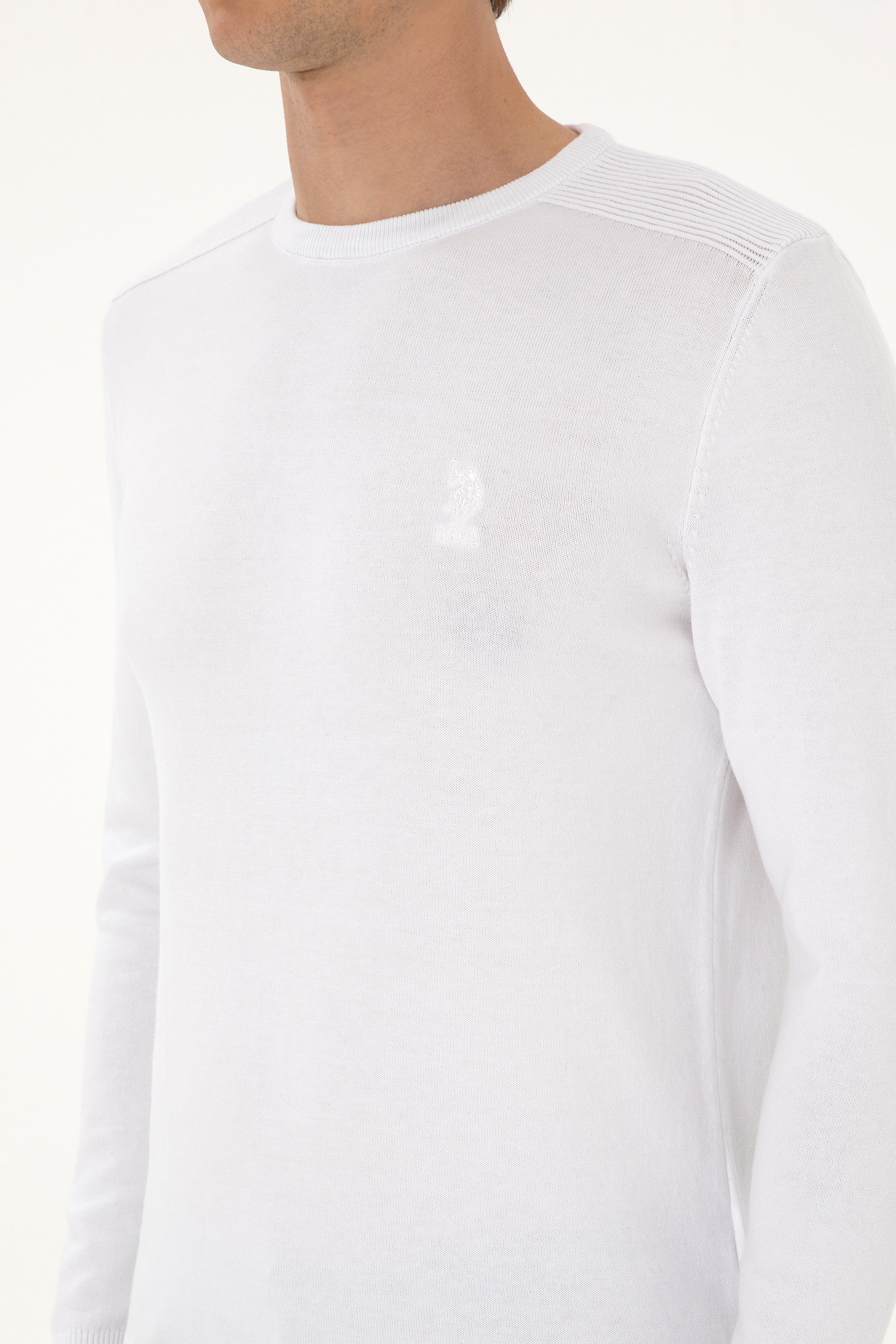 Erkek Slim Fit Bisiklet Yaka Beyaz Basic Kazak - Image 7
