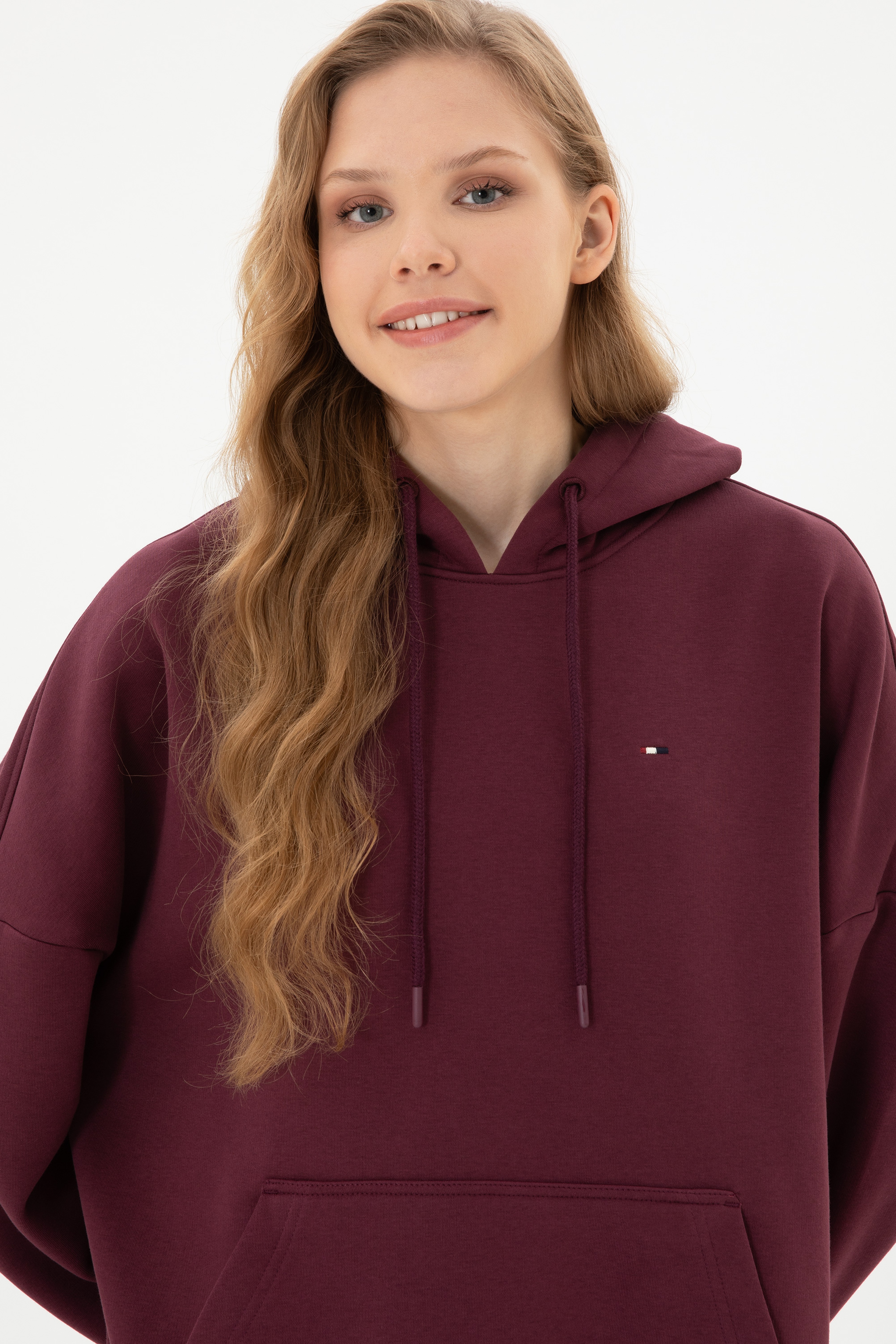 Kadın Bordo Şardonlu Kapüşonlu Sweatshırt - Image 2