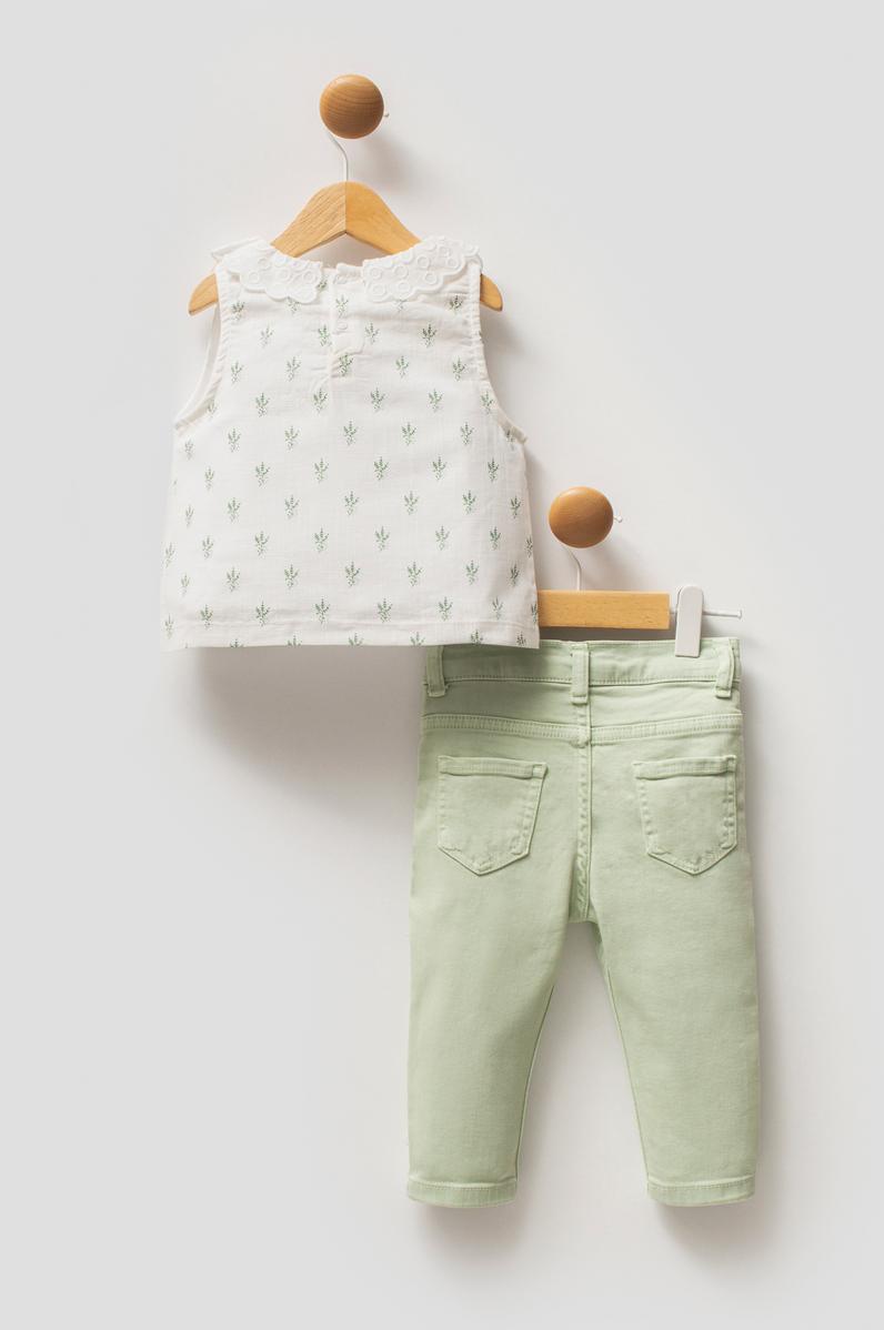Kız Bebek Su Yeşili Çiçek Desenli Dantel Yaka Tişört Jean Pantolon Takım 2'li