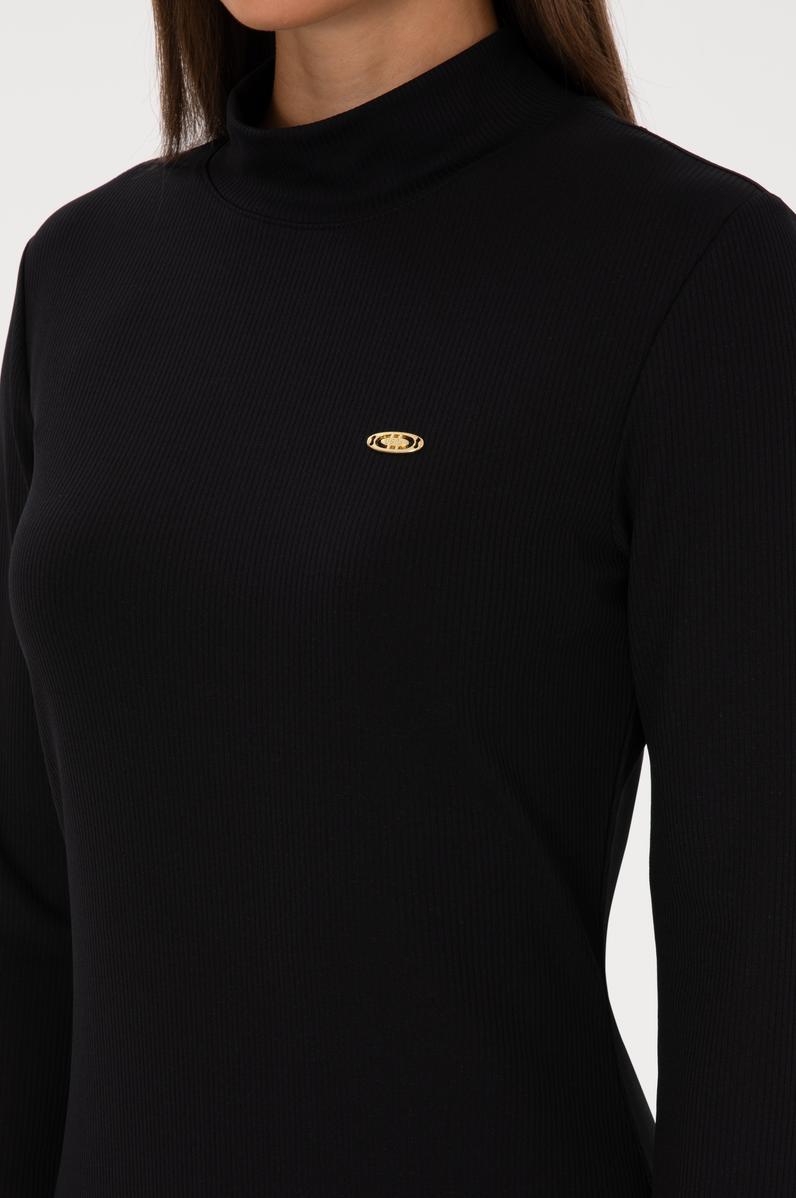 Kadın Siyah Yırtmaçlı Dik Yaka Midi Boy Örme Elbise