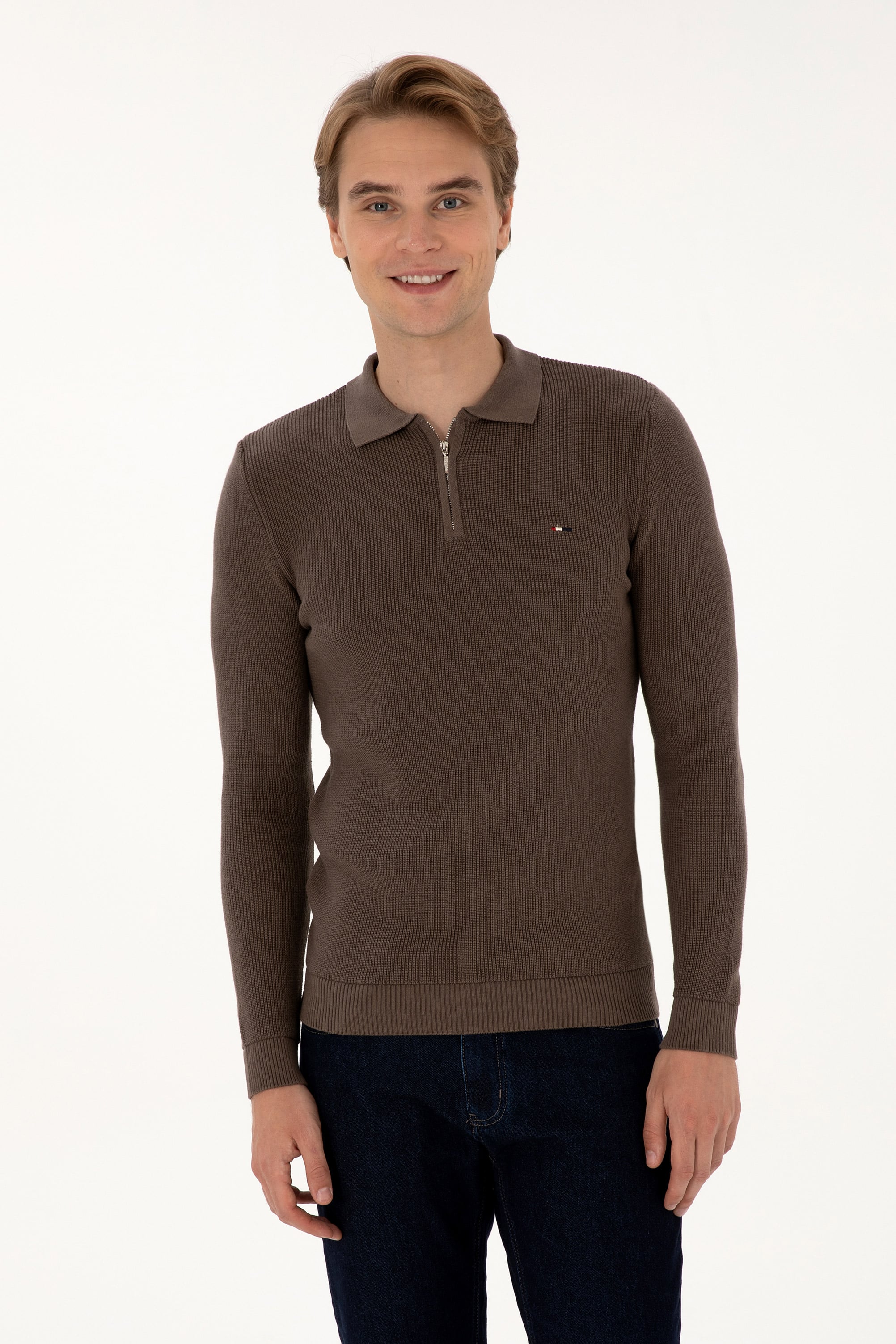 Erkek Regular Fit Yarım Fermuarlı Vizon Basic Kazak - Image 1