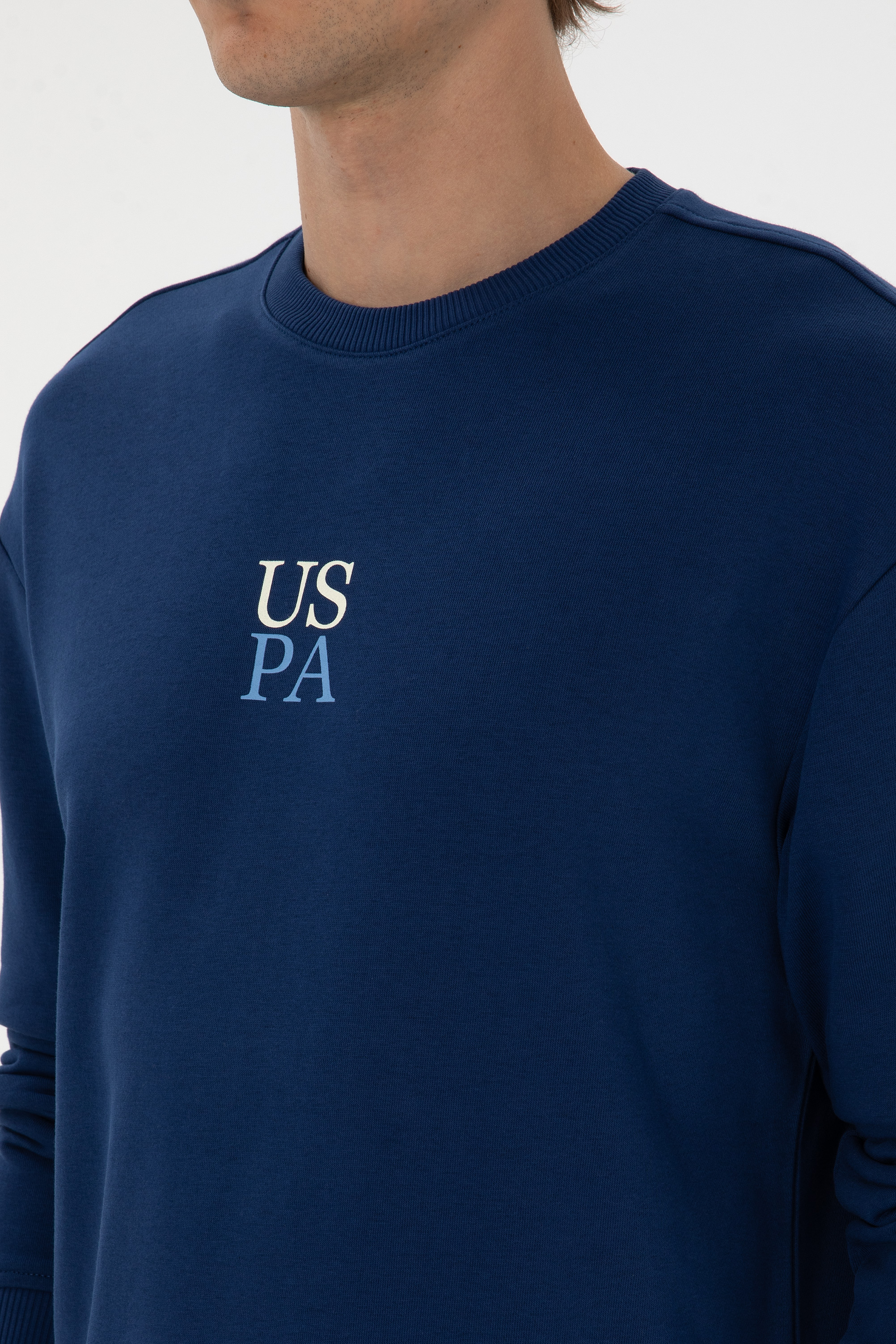 Erkek Bisiklet Yaka Comfort Fit İndigo Basic Sweatshirt - Image 7