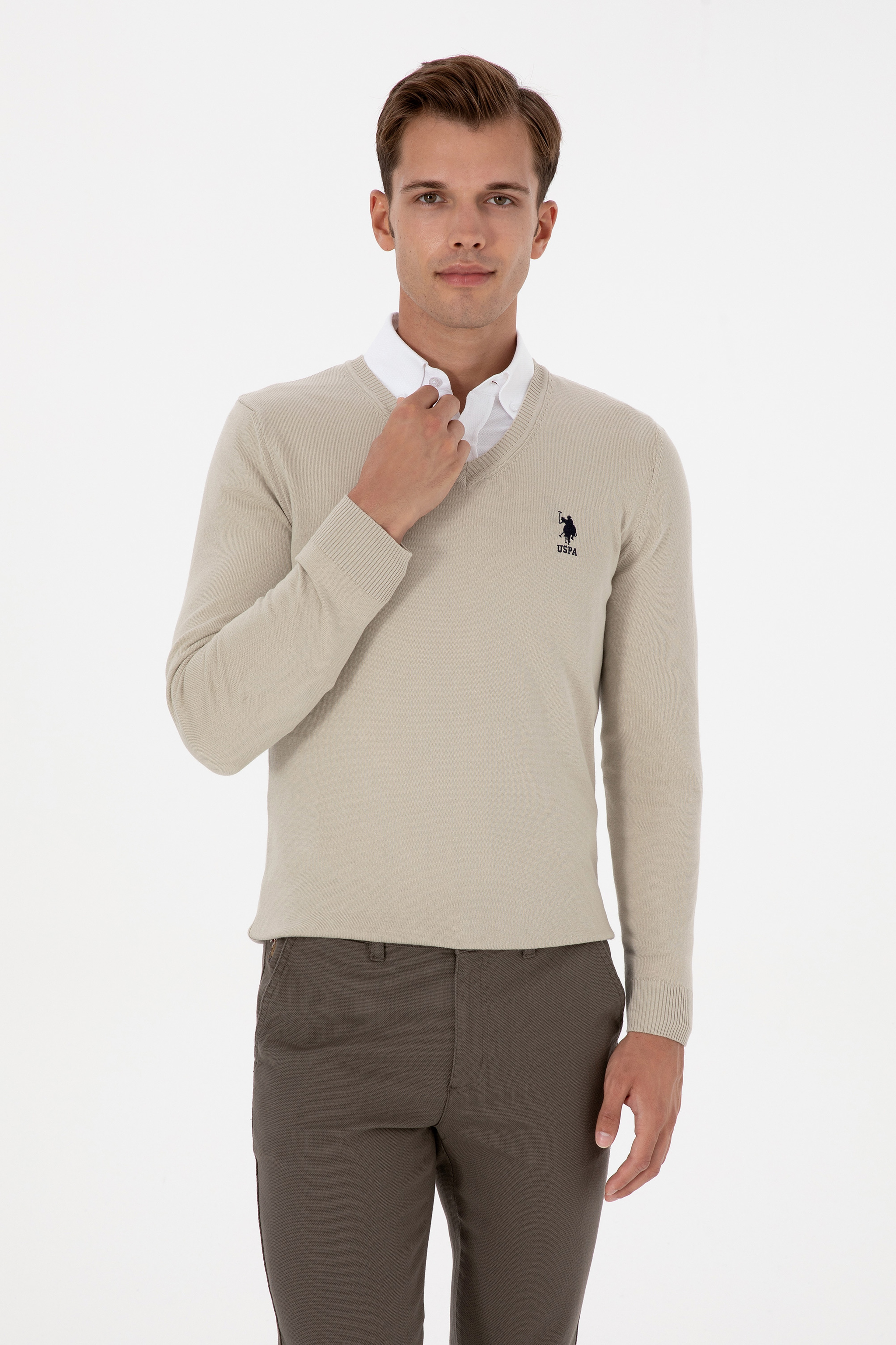 Erkek Slim Fit V Yaka Açık Haki Basic Kazak - Image 3