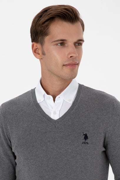 Erkek Slim Fit V Yaka Gri Melanj Basic Kazak
