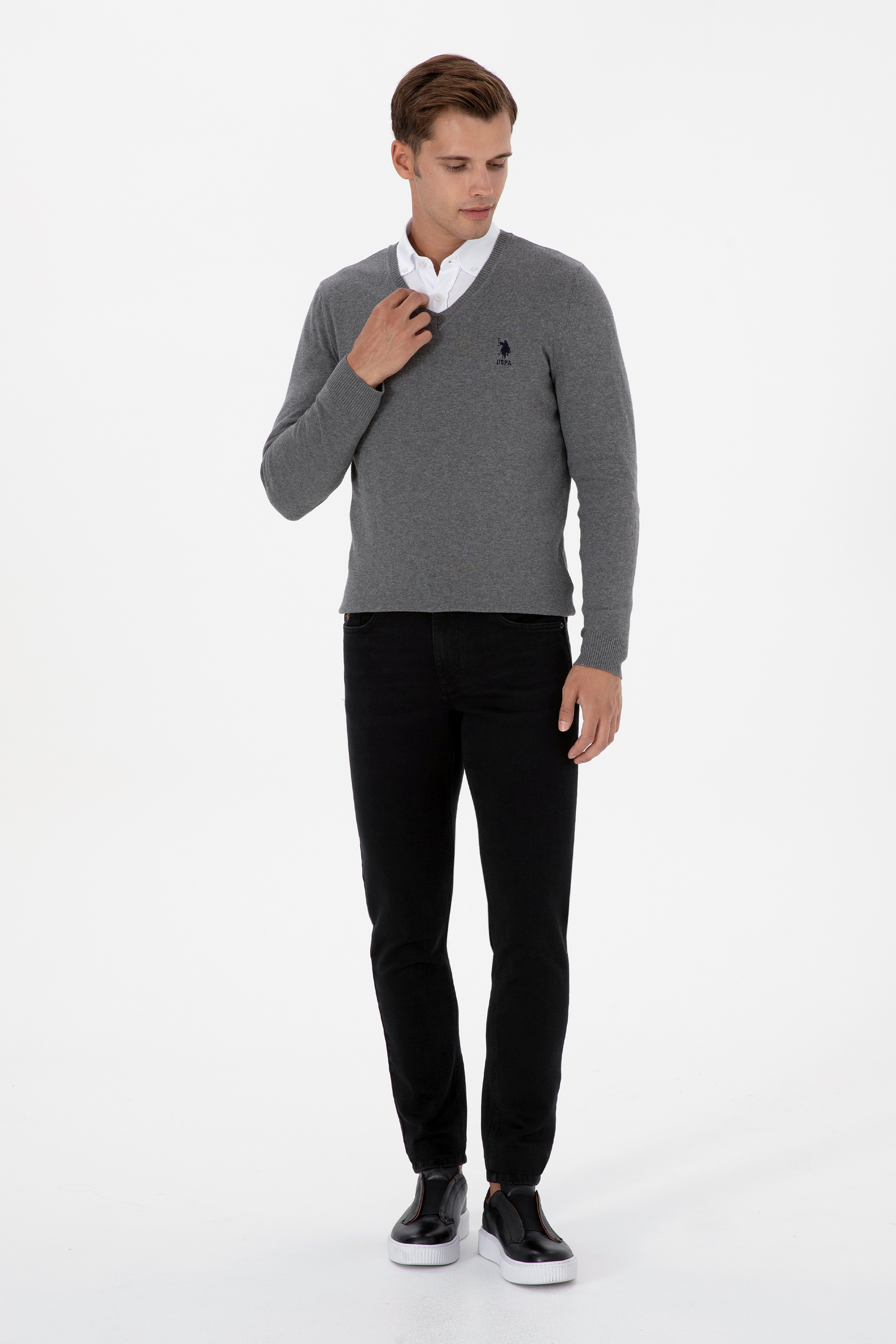 Erkek Slim Fit V Yaka Gri Melanj Basic Kazak