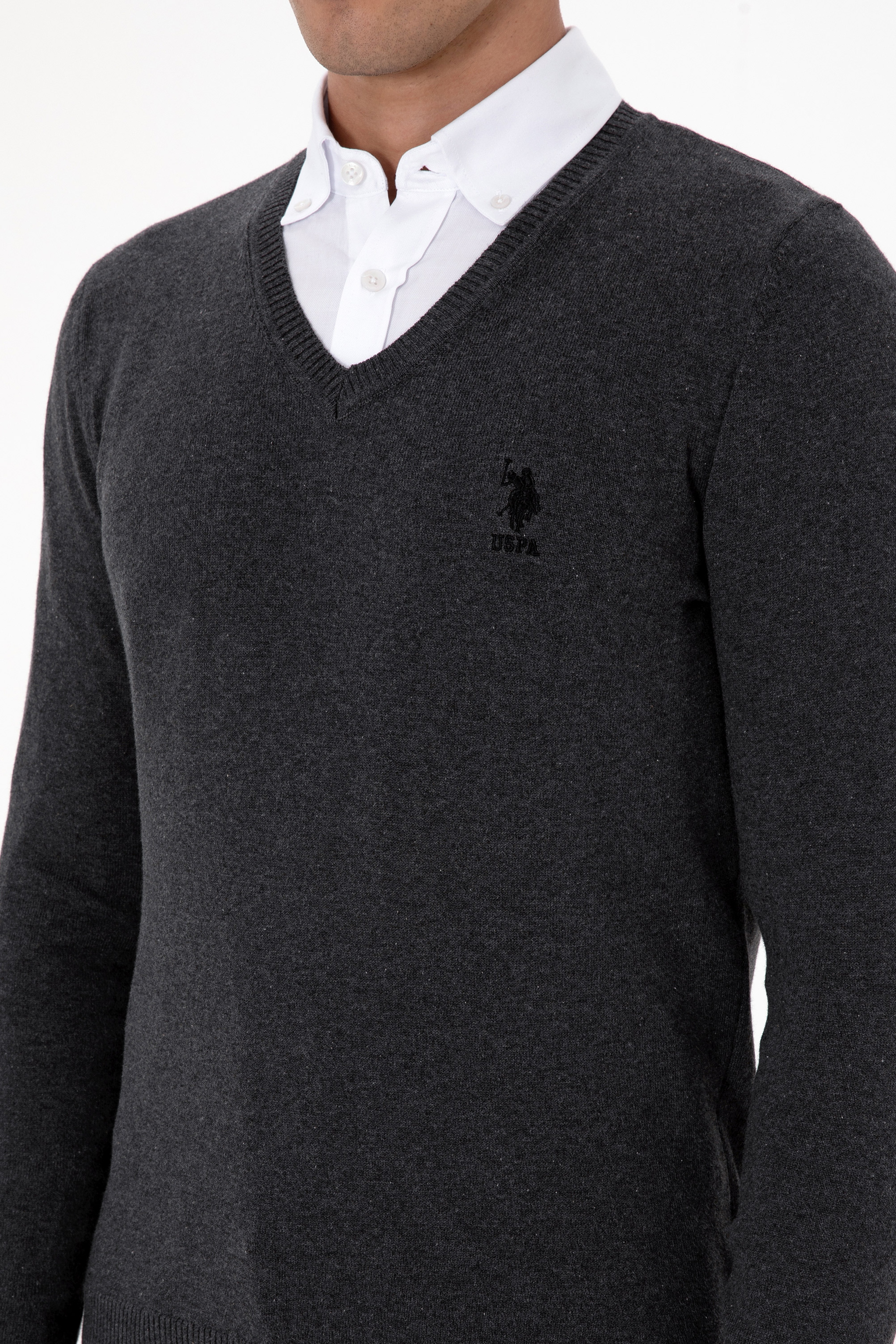 Erkek Slim Fit V Yaka Antrasit Melanj Basic Kazak - Image 7