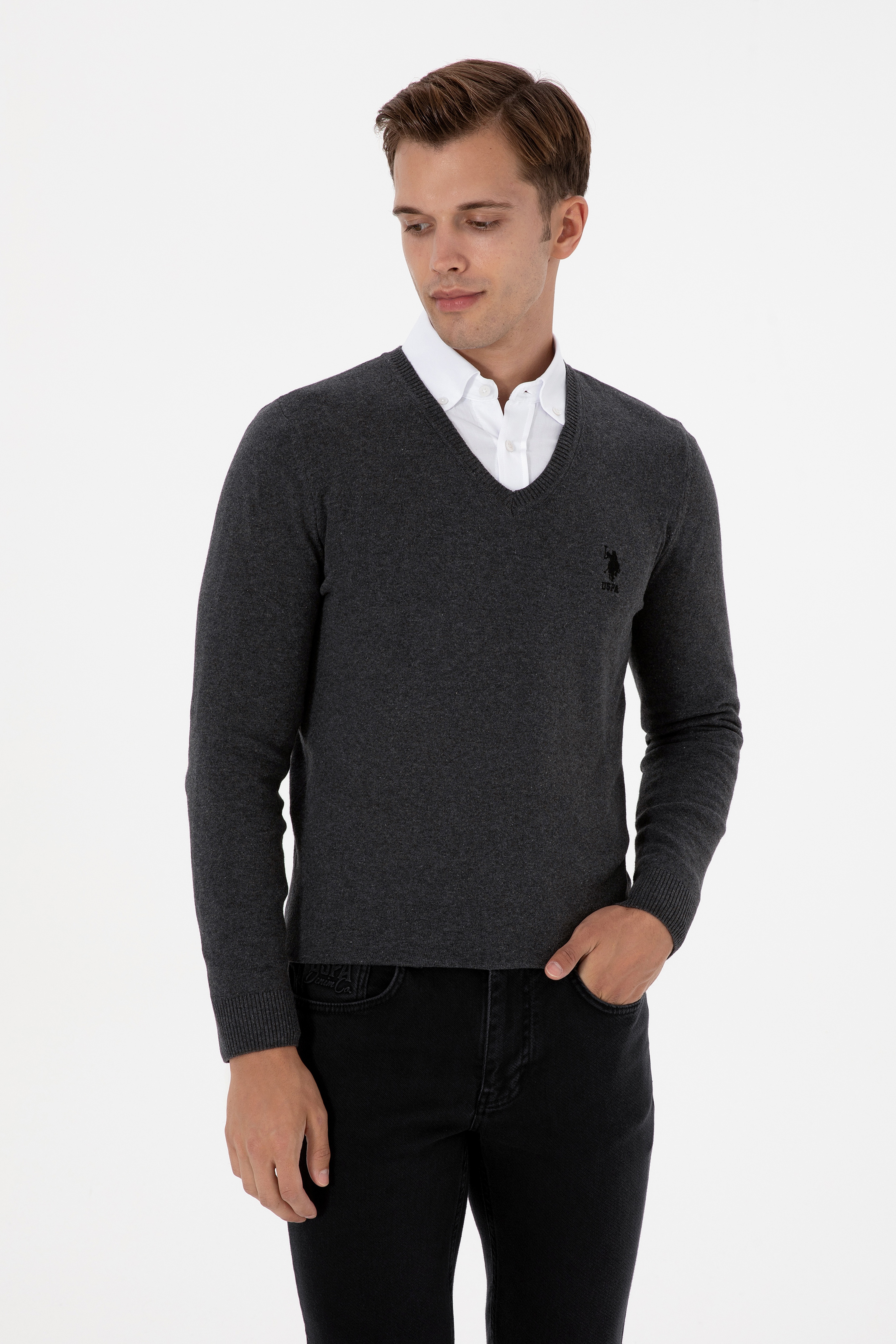 Erkek Slim Fit V Yaka Antrasit Melanj Basic Kazak - Image 3