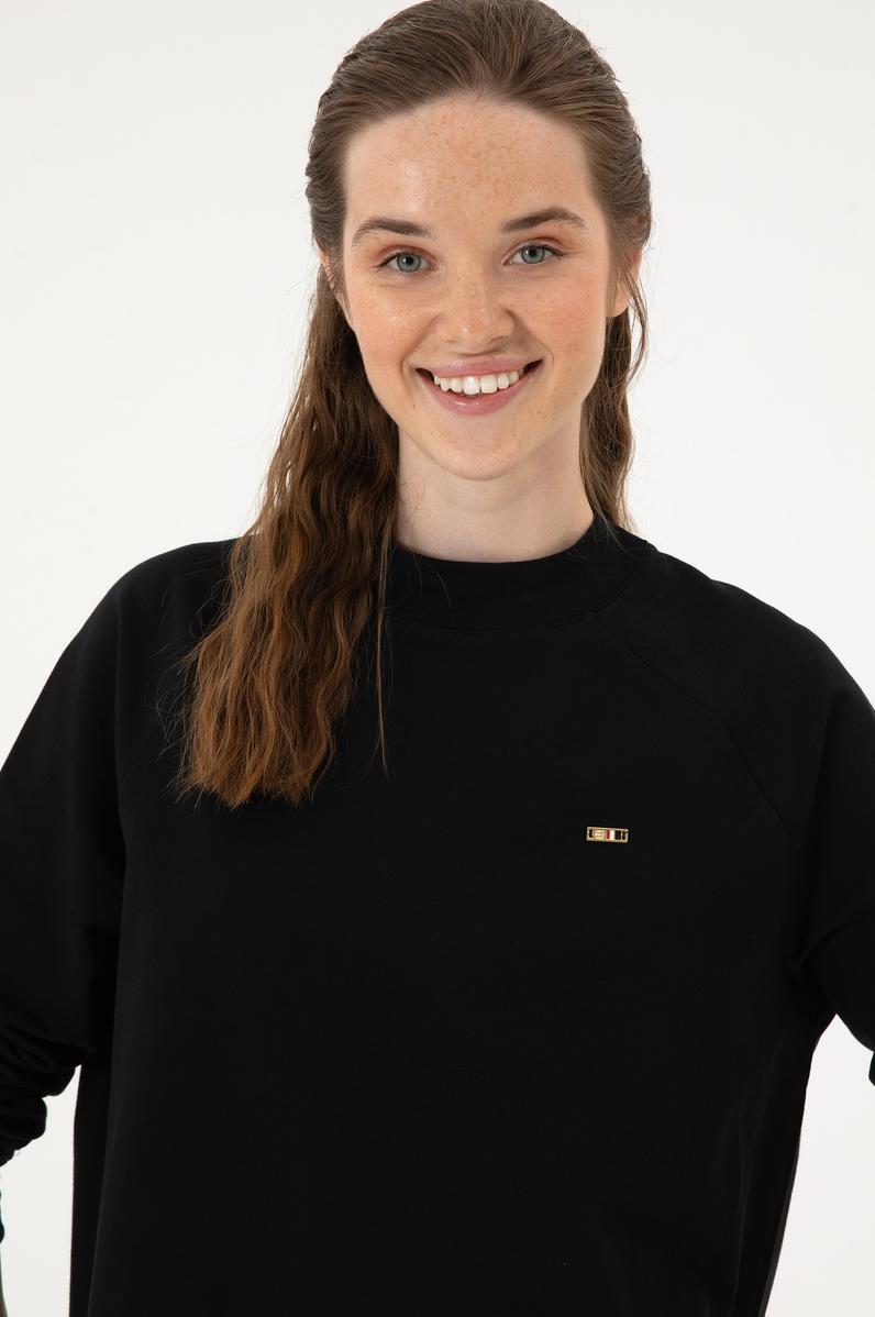 Kadın Siyah Regular Bisiklet Yaka Basic Sweatshırt