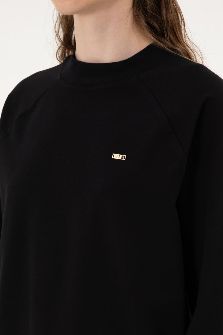 Kadın Siyah Regular Bisiklet Yaka Basic Sweatshırt - 50313610005